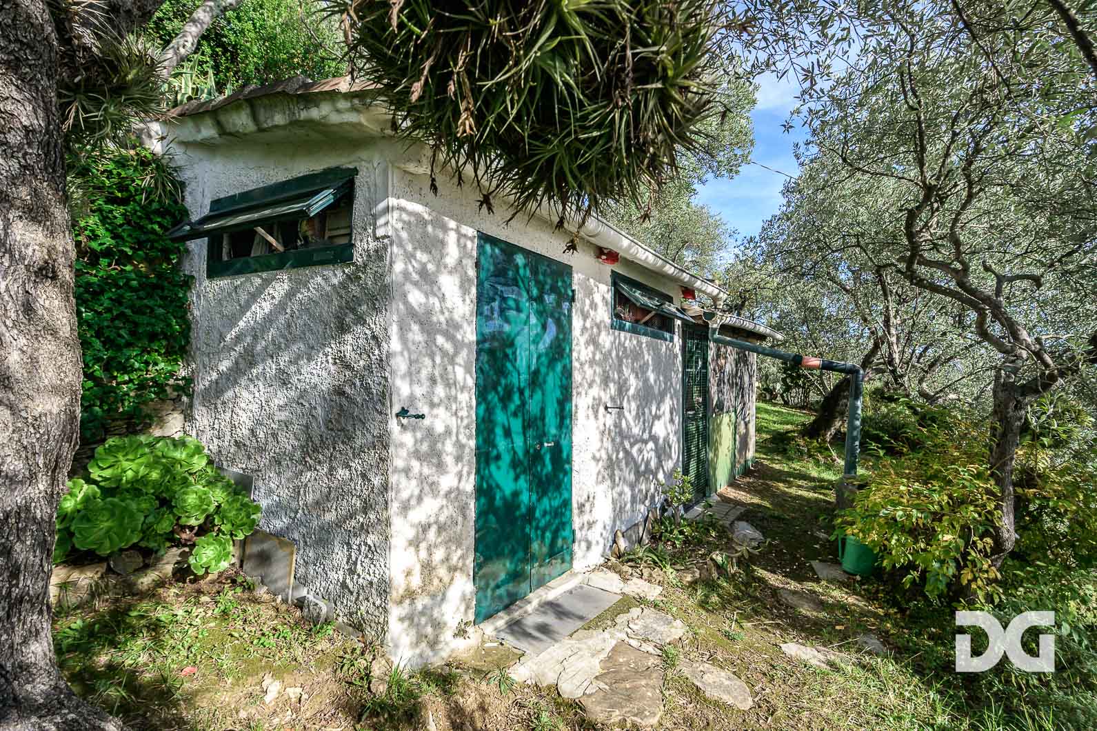 Immobiliare Del Guasta BOGLIASCO – PANORAMICI MQ 70 CON GIARDINO E TERRAZZO 