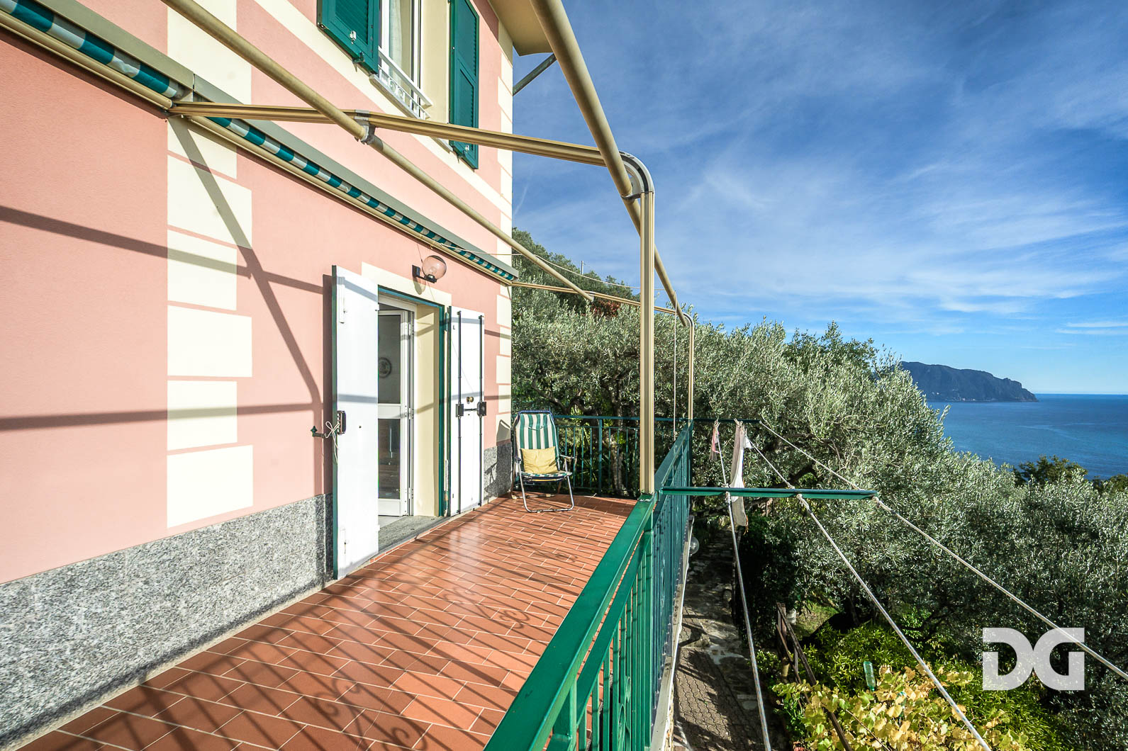 Immobiliare Del Guasta BOGLIASCO – PANORAMICI MQ 70 CON GIARDINO E TERRAZZO 