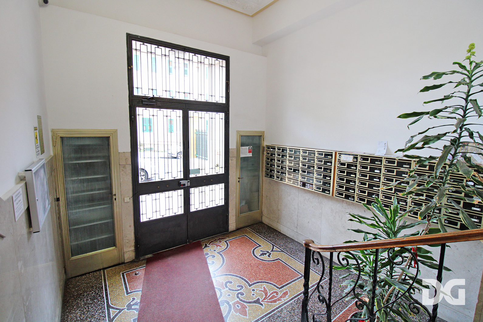 Immobiliare Del Guasta CENTRO – C.SO MONTEGRAPPA ORDINATI E LUMINOSI MQ. 84 