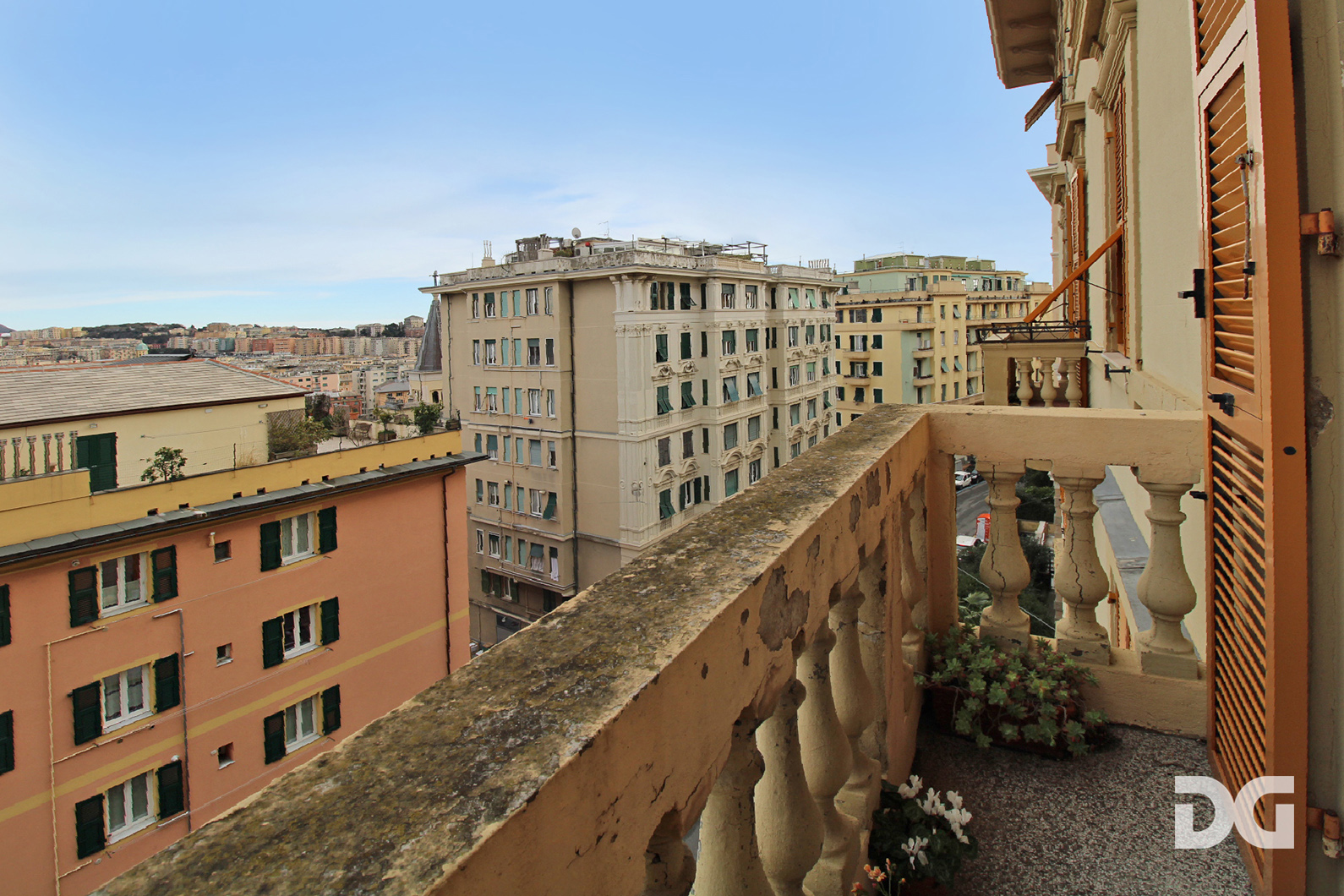 Immobiliare Del Guasta CENTRO – C.SO MONTEGRAPPA ORDINATI E LUMINOSI MQ. 84 