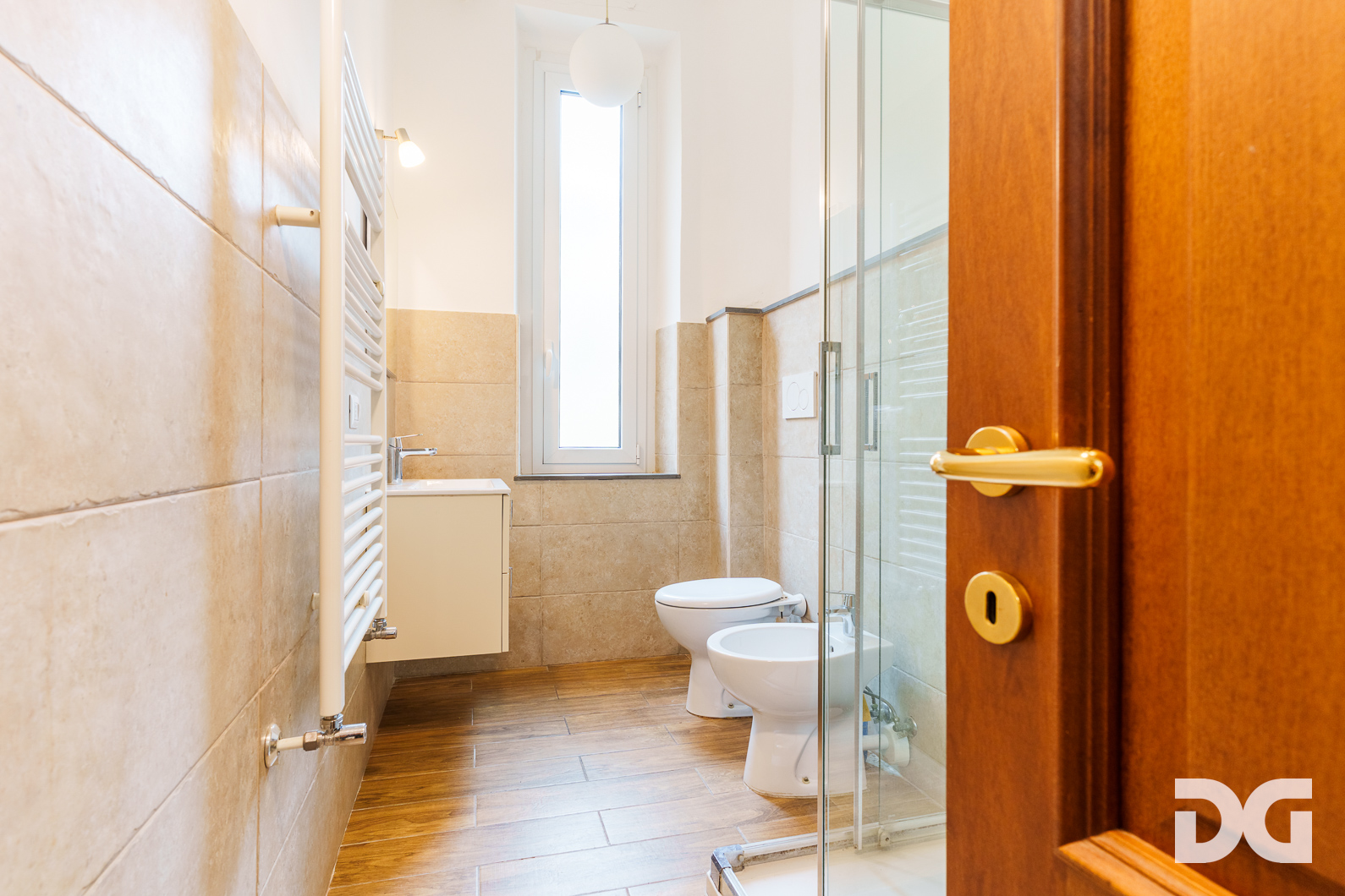 Immobiliare Del Guasta CASTELLETTO – VIA SPINOLA RISTRUTTURATI MQ. 80 CON TERRAZZO CONDOMINIALE A  TETTO 