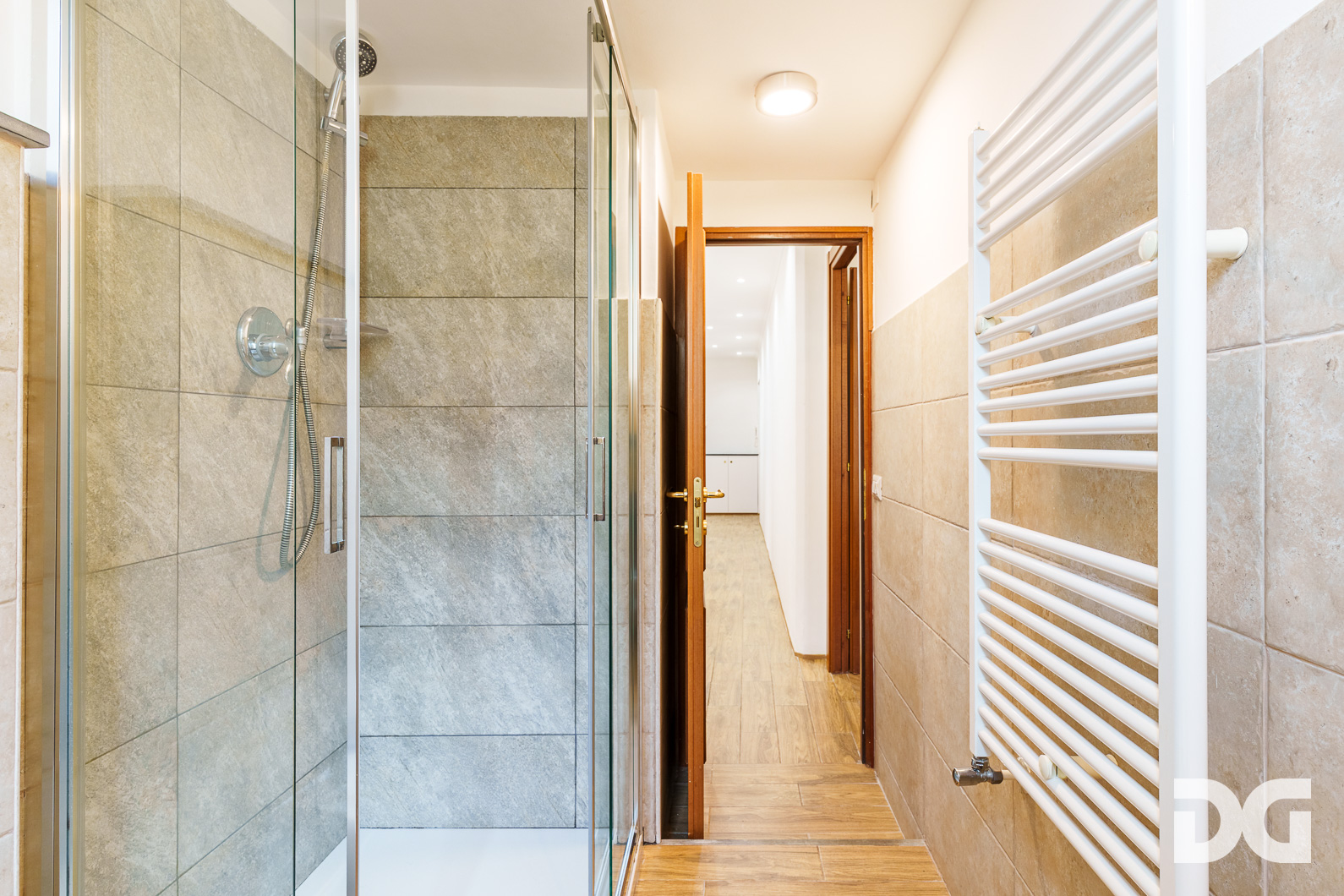 Immobiliare Del Guasta CASTELLETTO – VIA SPINOLA RISTRUTTURATI MQ. 80 CON TERRAZZO CONDOMINIALE A  TETTO 