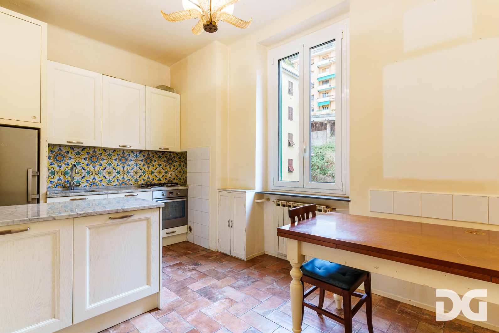 Immobiliare Del Guasta CASTELLETTO – VIA SPINOLA RISTRUTTURATI MQ. 80 CON TERRAZZO CONDOMINIALE A  TETTO 