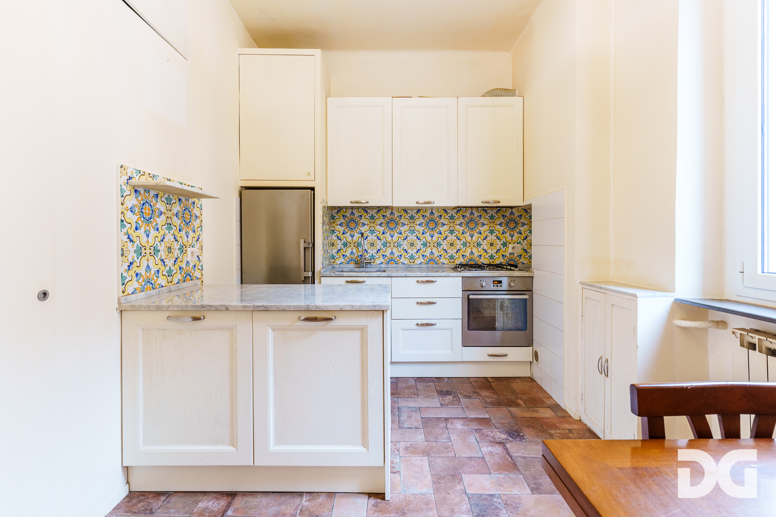 Immobiliare Del Guasta CASTELLETTO – VIA SPINOLA RISTRUTTURATI MQ. 80 CON TERRAZZO CONDOMINIALE A  TETTO 