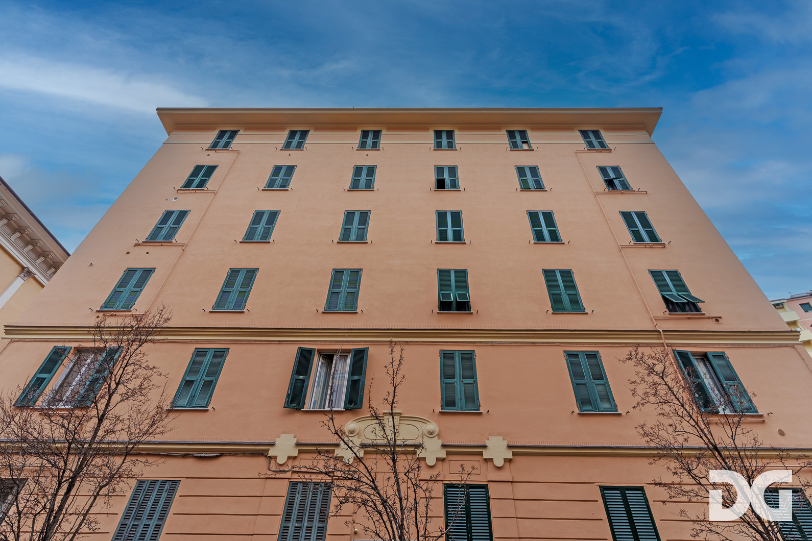 Immobiliare Del Guasta CASTELLETTO – VIA SPINOLA RISTRUTTURATI MQ. 80 CON TERRAZZO CONDOMINIALE A  TETTO 