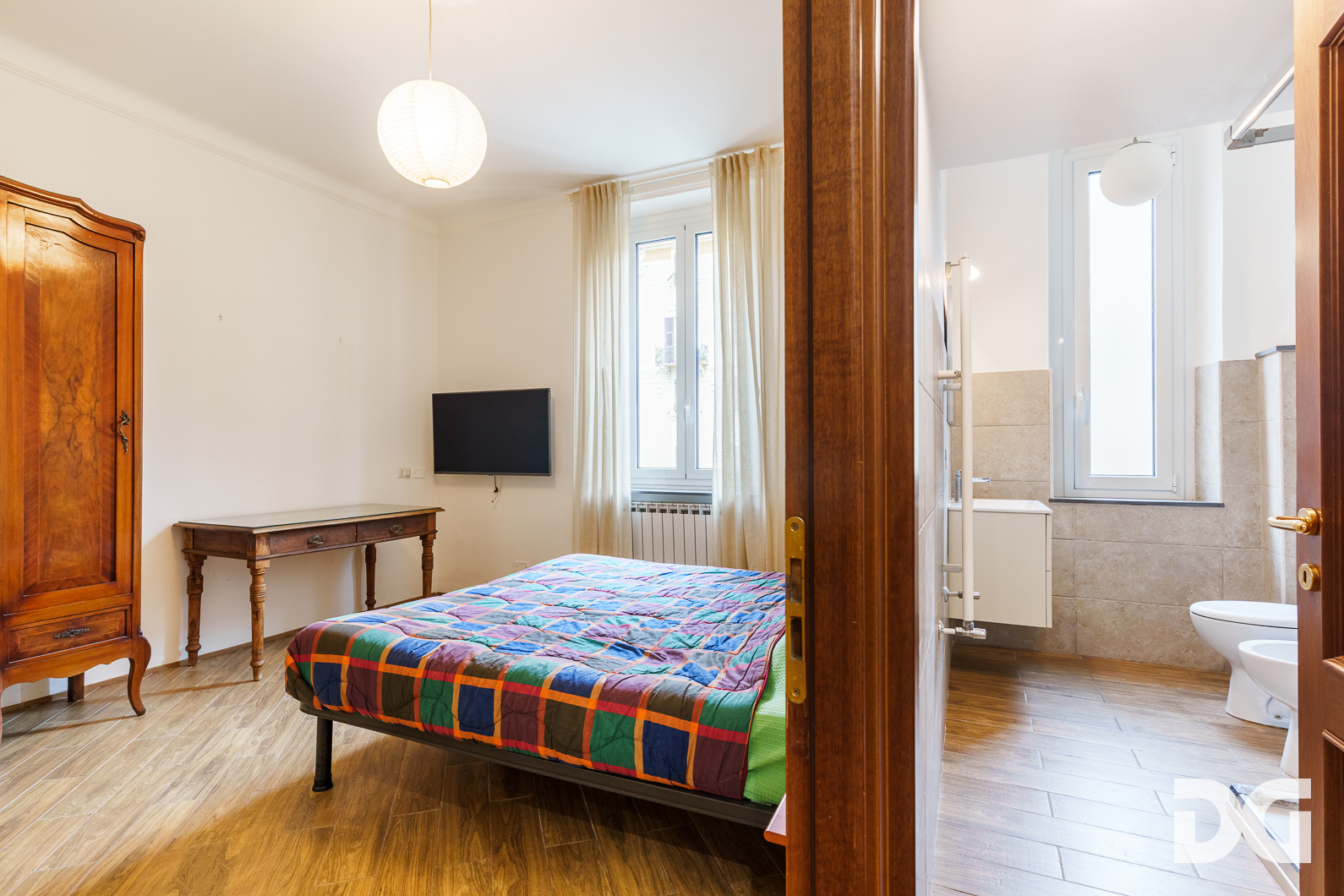 Immobiliare Del Guasta CASTELLETTO – VIA SPINOLA RISTRUTTURATI MQ. 80 CON TERRAZZO CONDOMINIALE A  TETTO 