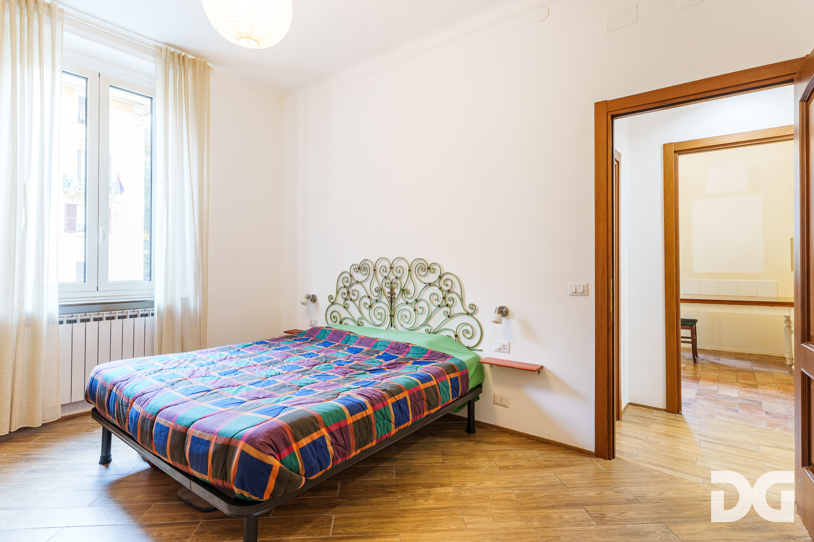 Immobiliare Del Guasta CASTELLETTO – VIA SPINOLA RISTRUTTURATI MQ. 80 CON TERRAZZO CONDOMINIALE A  TETTO 