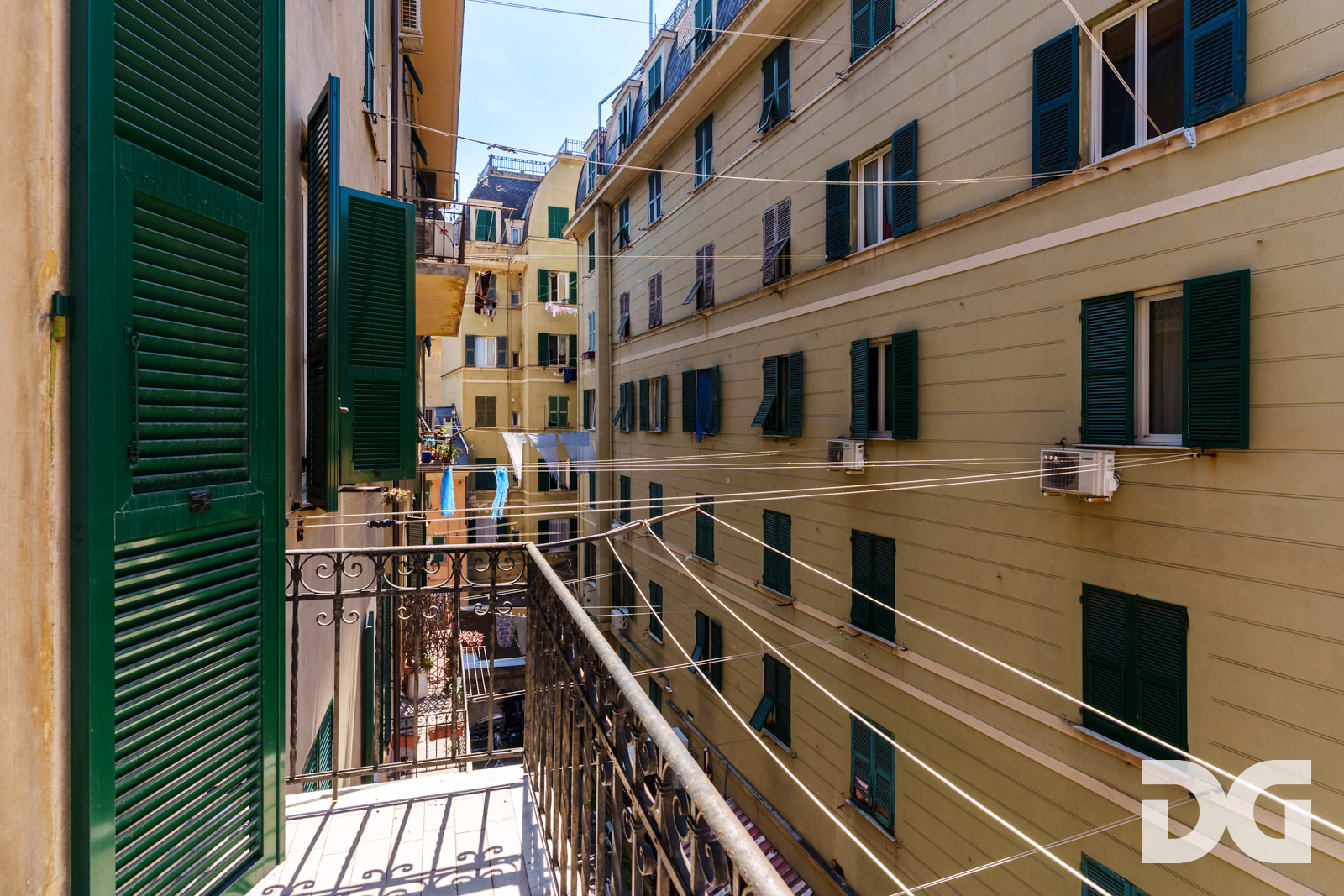 Immobiliare Del Guasta SAMPIERDARENA – VIA BURANELLO LUMINOSI MQ.94 CON POGGIOLO 