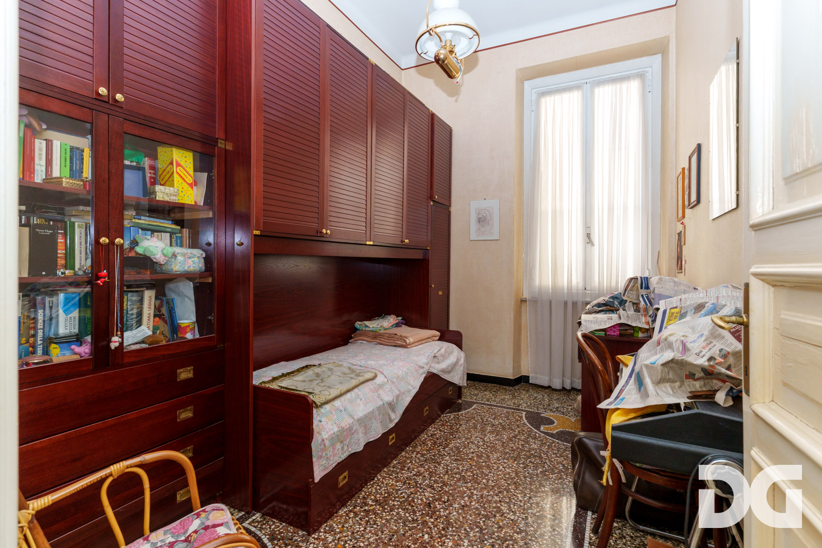 Immobiliare Del Guasta SAMPIERDARENA – VIA BURANELLO LUMINOSI MQ.94 CON POGGIOLO 