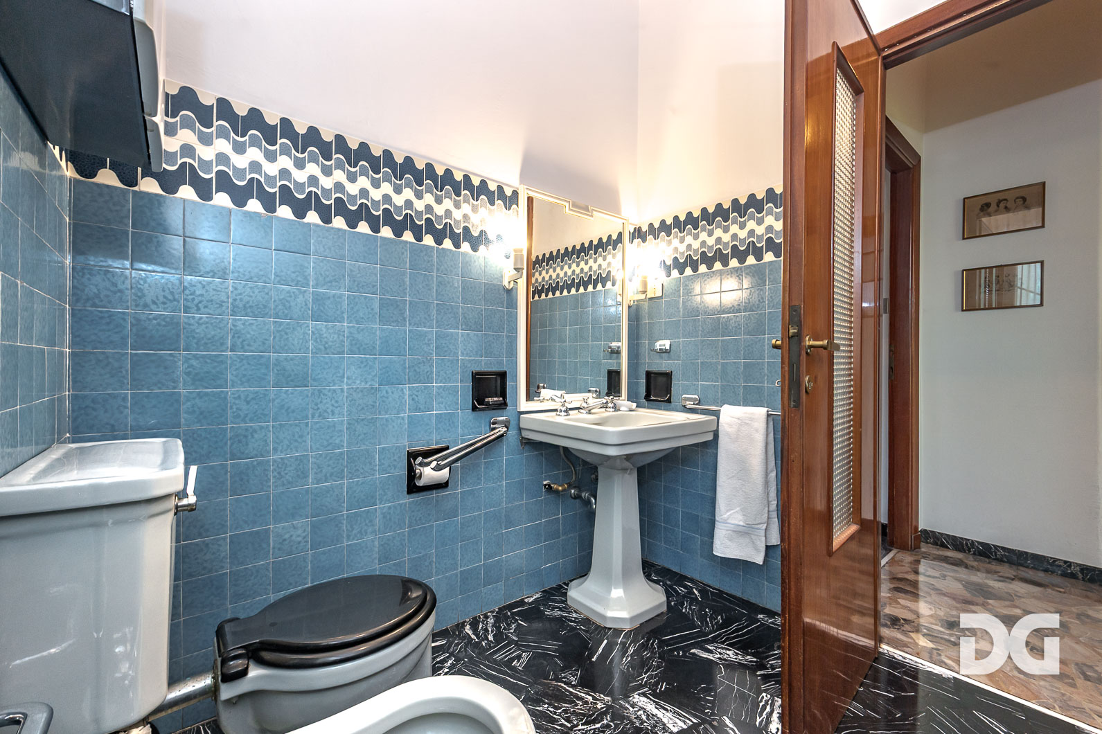 Immobiliare Del Guasta VIALE AREZZO – PRESTIGIOSI MQ. 174 CON GIARDINI (CAT. A/2) 