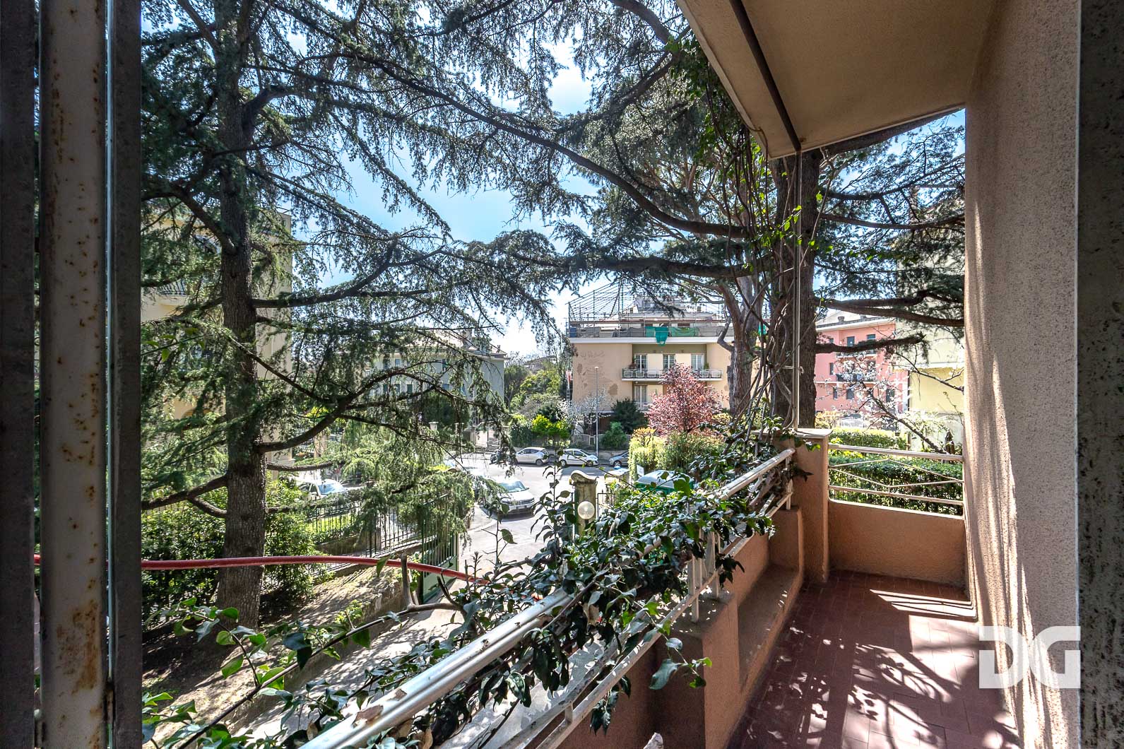 Immobiliare Del Guasta VIALE AREZZO – PRESTIGIOSI MQ. 174 CON GIARDINI (CAT. A/2) 