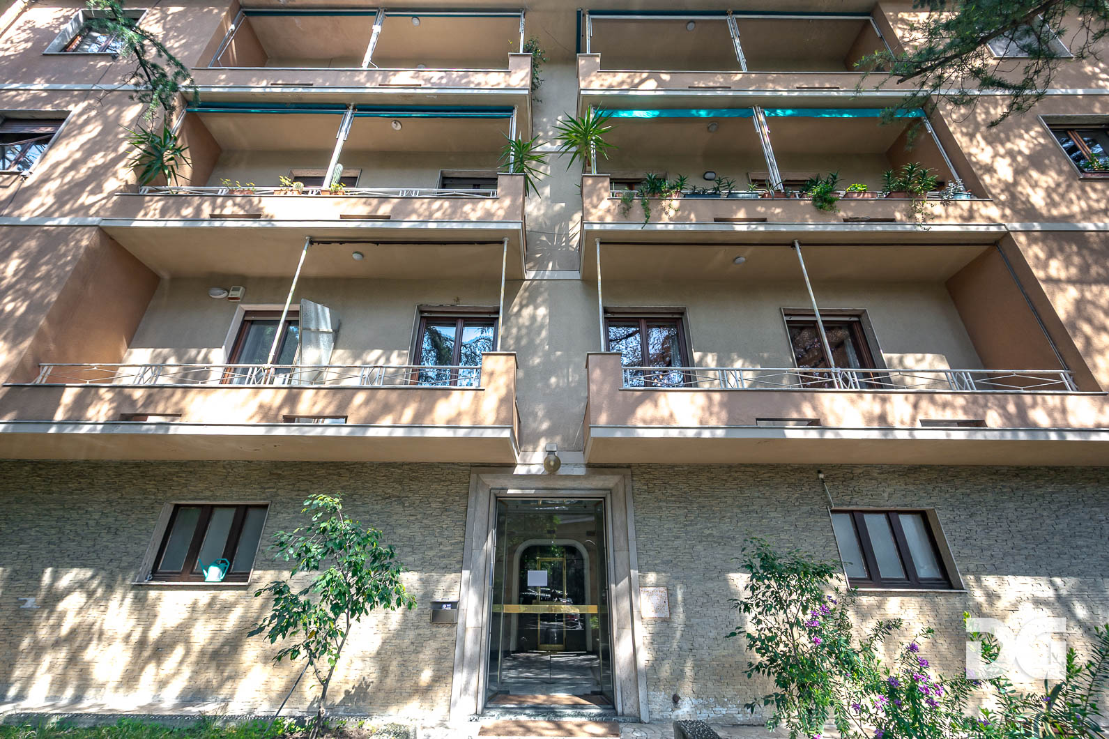 Immobiliare Del Guasta VIALE AREZZO – PRESTIGIOSI MQ. 174 CON GIARDINI (CAT. A/2) 
