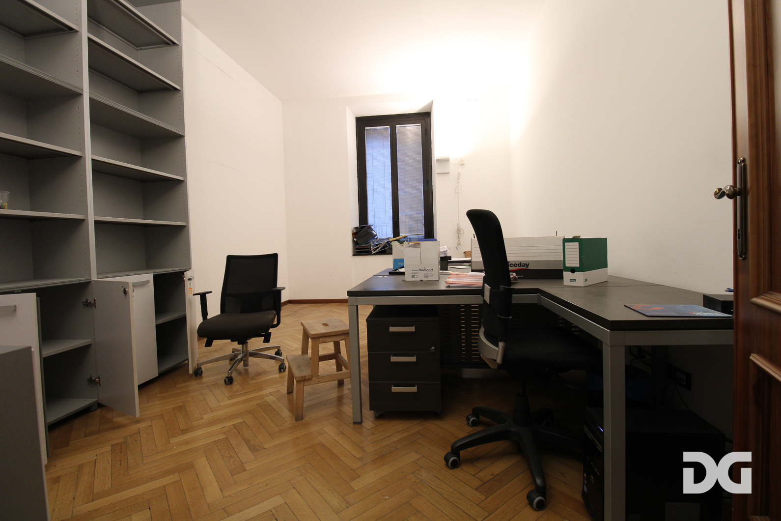 Immobiliare Del Guasta CENTRO VIA XX SETTEMBRE – UFFICIO MQ. 400 DIVISIBILE IN PERFETTO STATO 