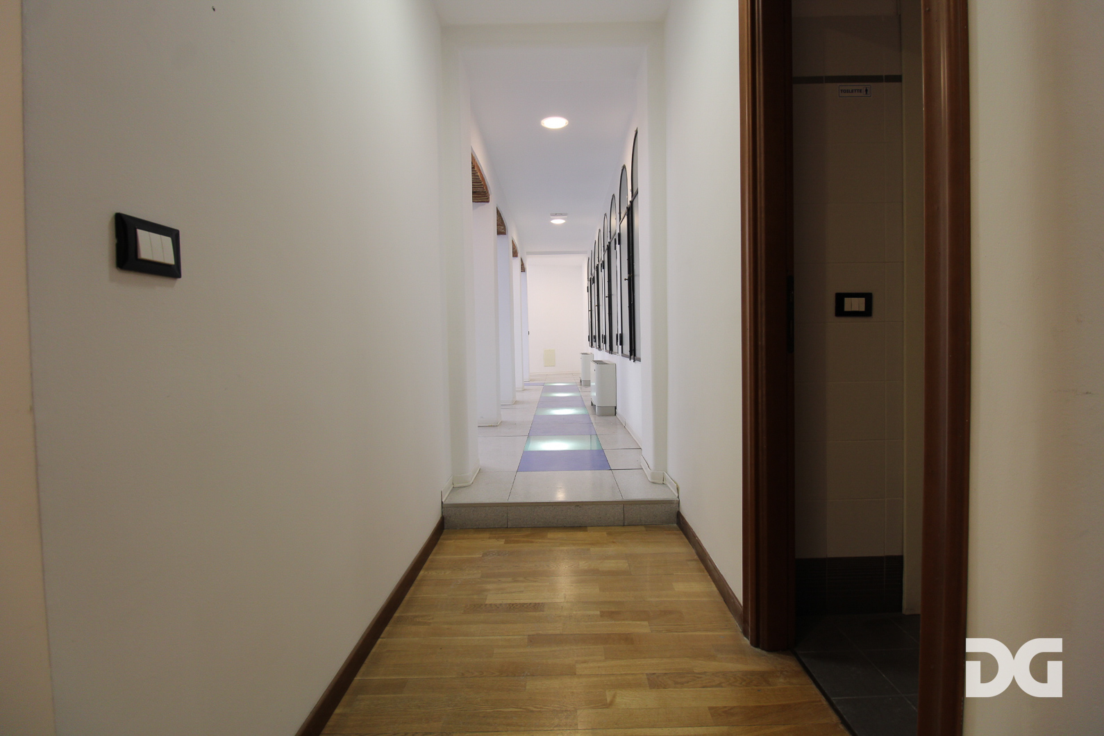 Immobiliare Del Guasta CENTRO VIA XX SETTEMBRE – UFFICIO MQ. 400 DIVISIBILE IN PERFETTO STATO 