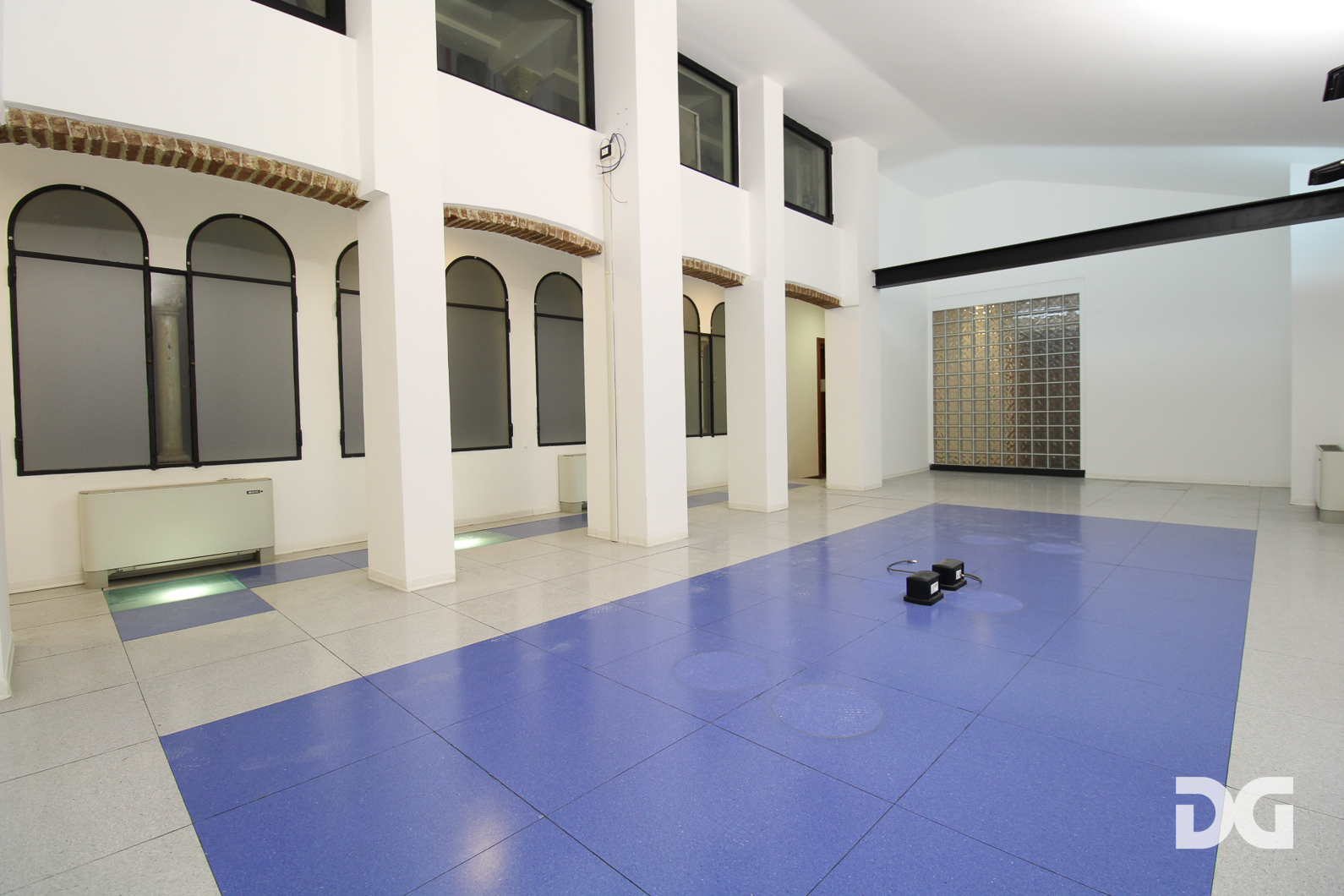 Immobiliare Del Guasta CENTRO VIA XX SETTEMBRE – UFFICIO MQ. 400 DIVISIBILE IN PERFETTO STATO 