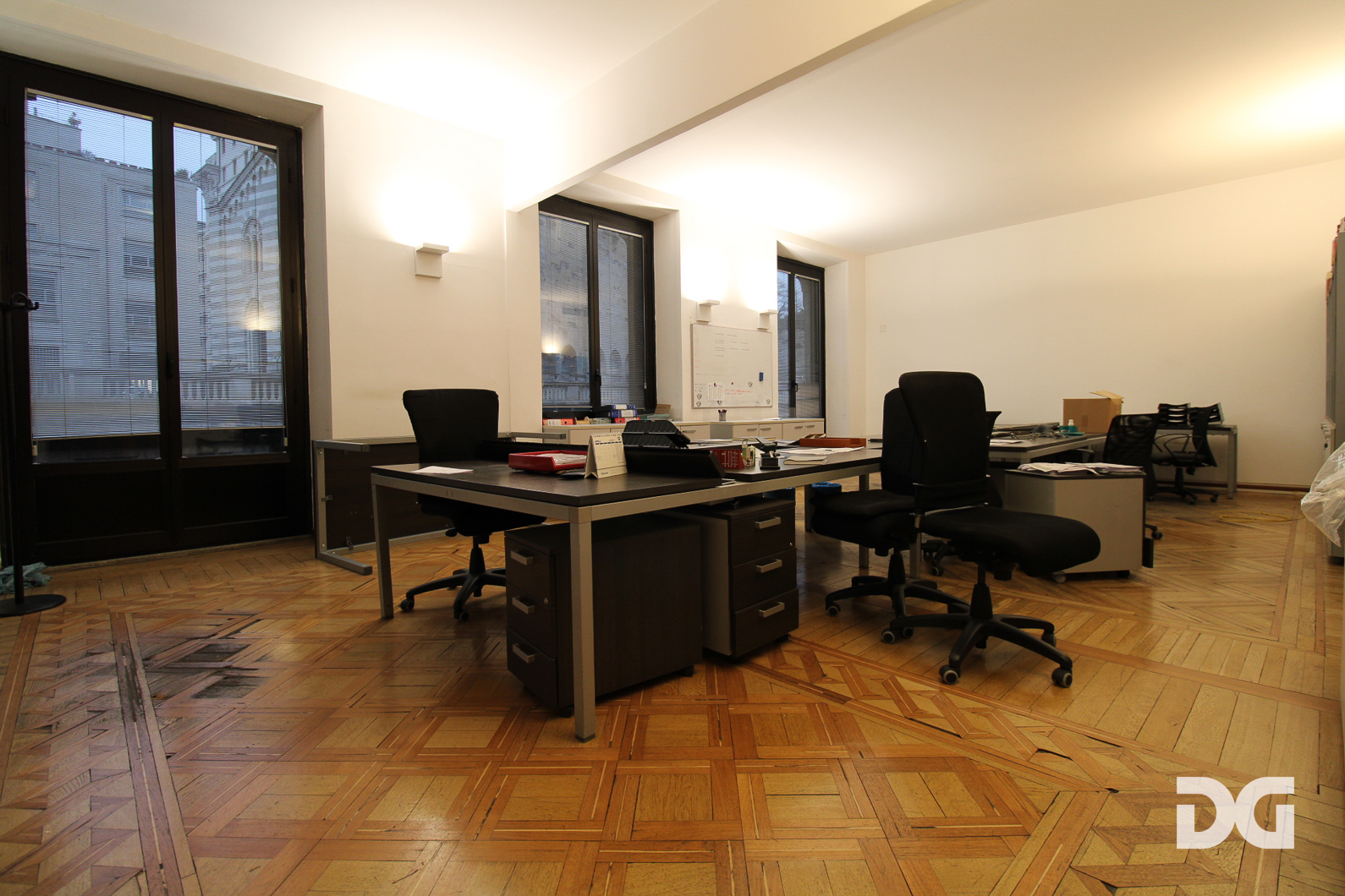 Immobiliare Del Guasta CENTRO VIA XX SETTEMBRE – UFFICIO MQ. 400 DIVISIBILE IN PERFETTO STATO 