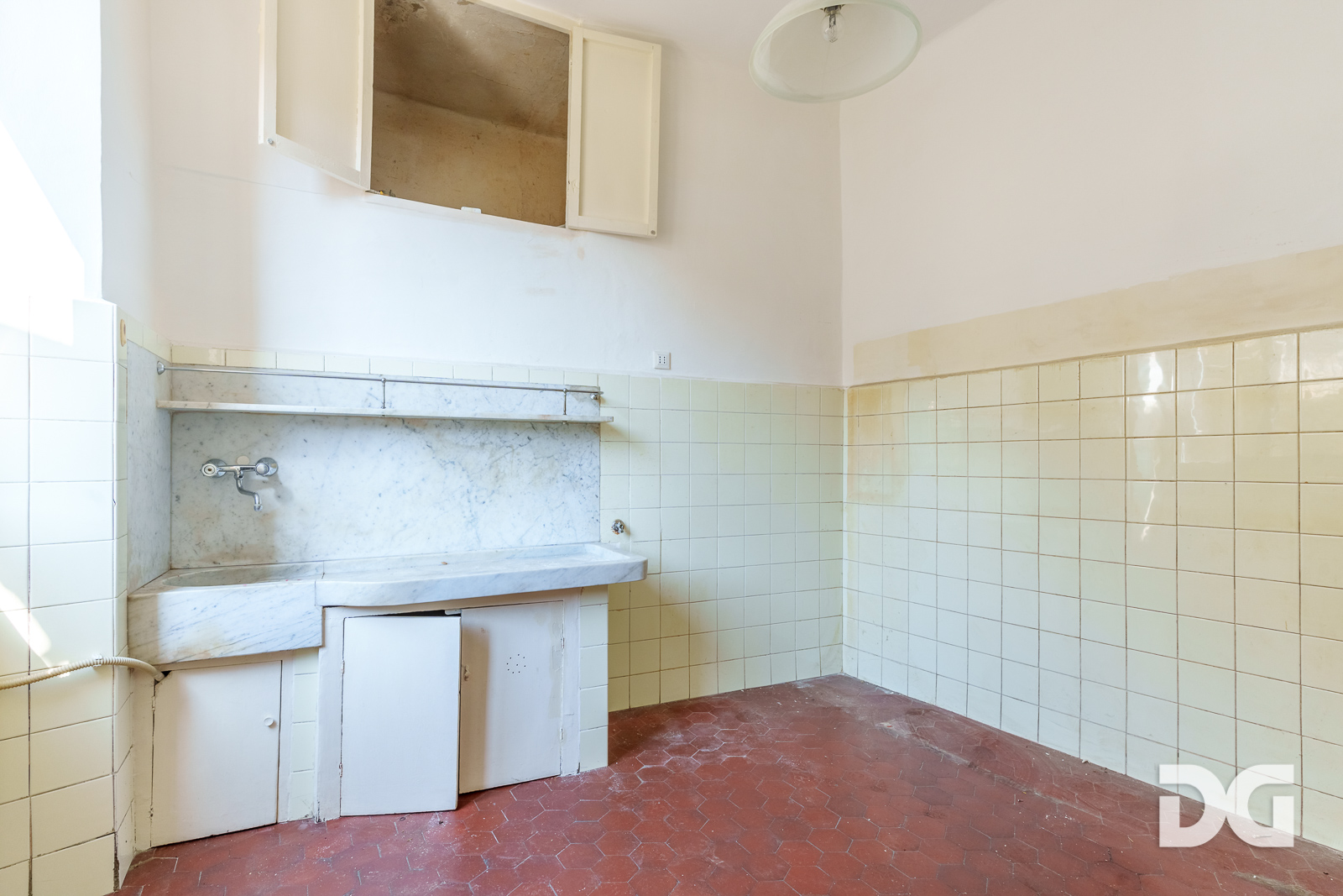 Immobiliare Del Guasta BORGORATTI – VIA CADIGHIARA MQ. 97 