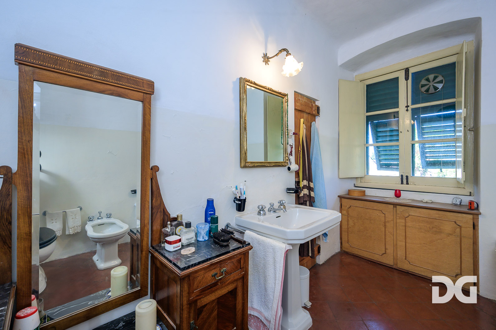 Immobiliare Del Guasta BOGLIASCO CENTRO – VIA MAZZINI MQ. 150 CON AMPIO GIARDINO 