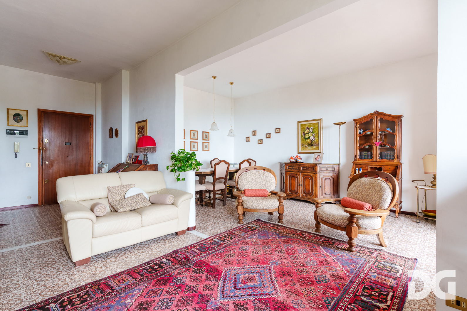 Immobiliare Del Guasta BORGORATTI – VIA MONACO SIMONE PANORAMICISSIMI MQ.145 CON POSTO AUTO