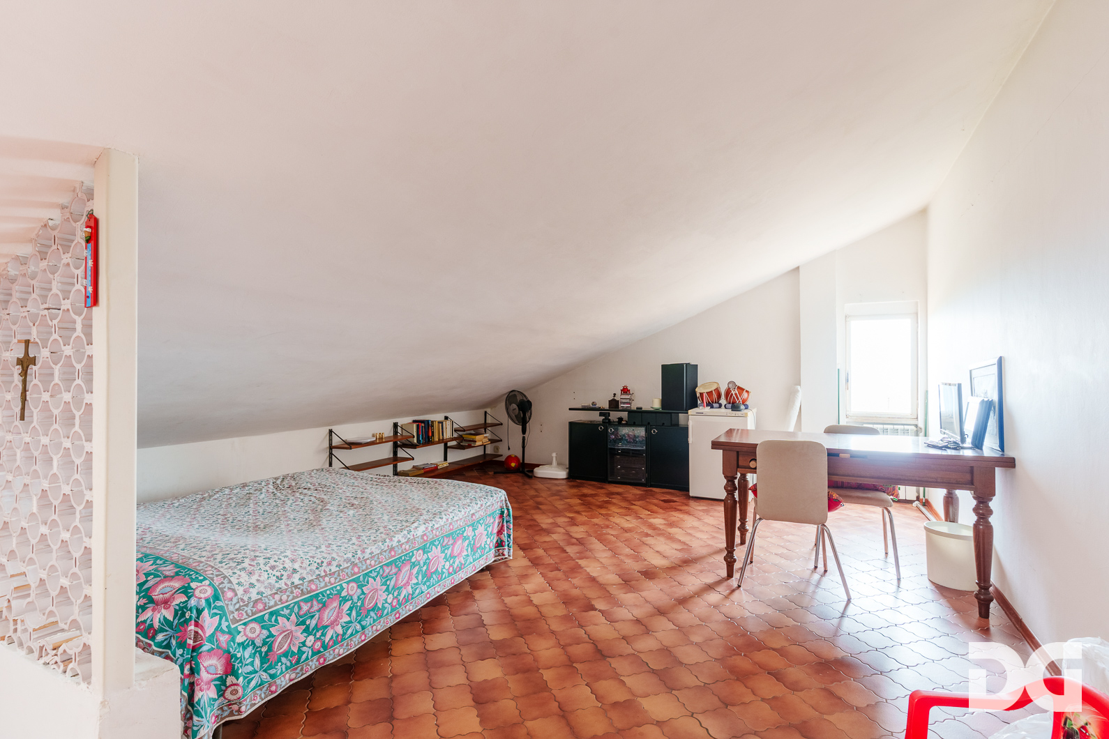 Immobiliare Del Guasta BORGORATTI – VIA MONACO SIMONE PANORAMICISSIMI MQ.145 CON POSTO AUTO