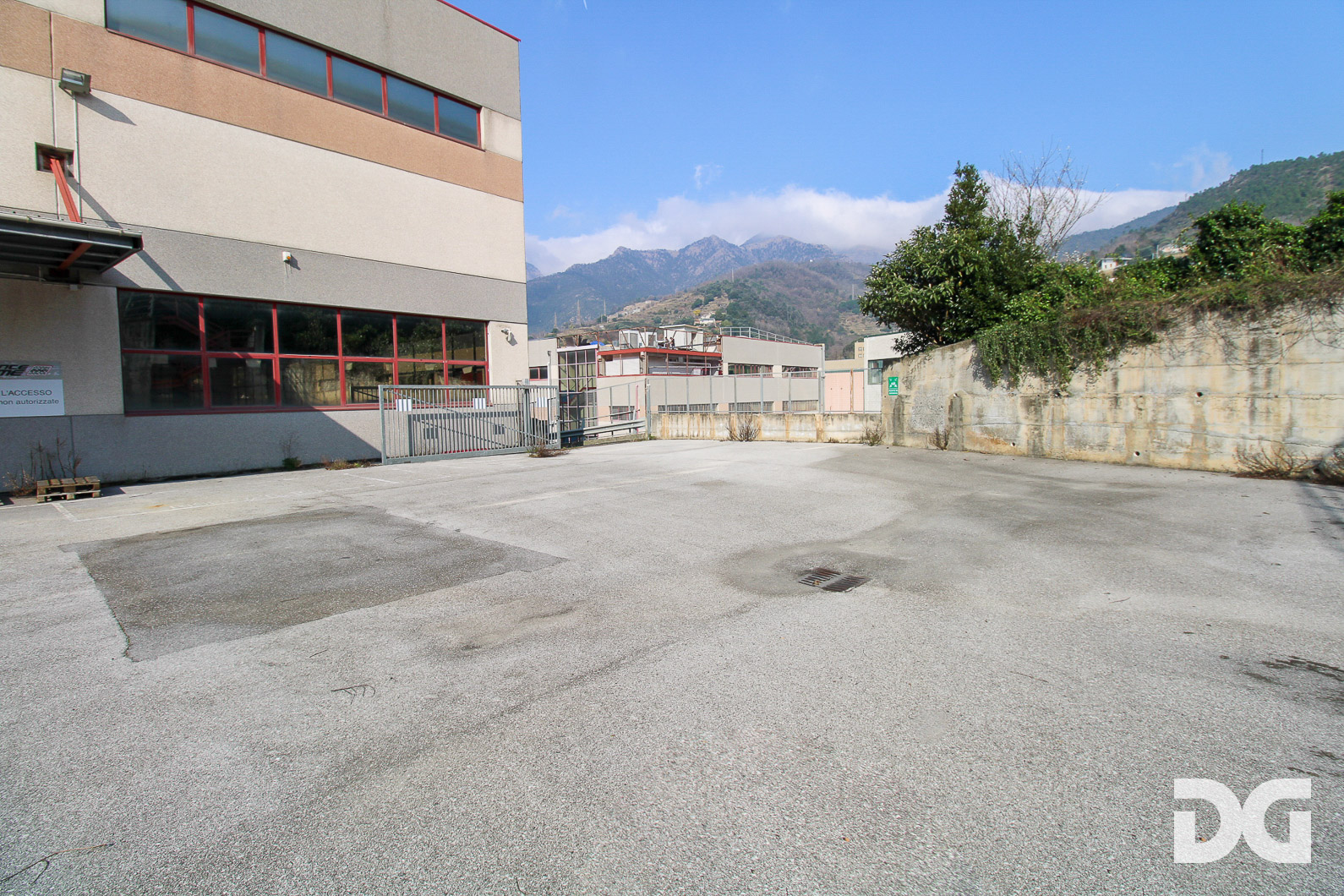 Immobiliare Del Guasta ARENZANO – CAPANNONE MQ. 6800