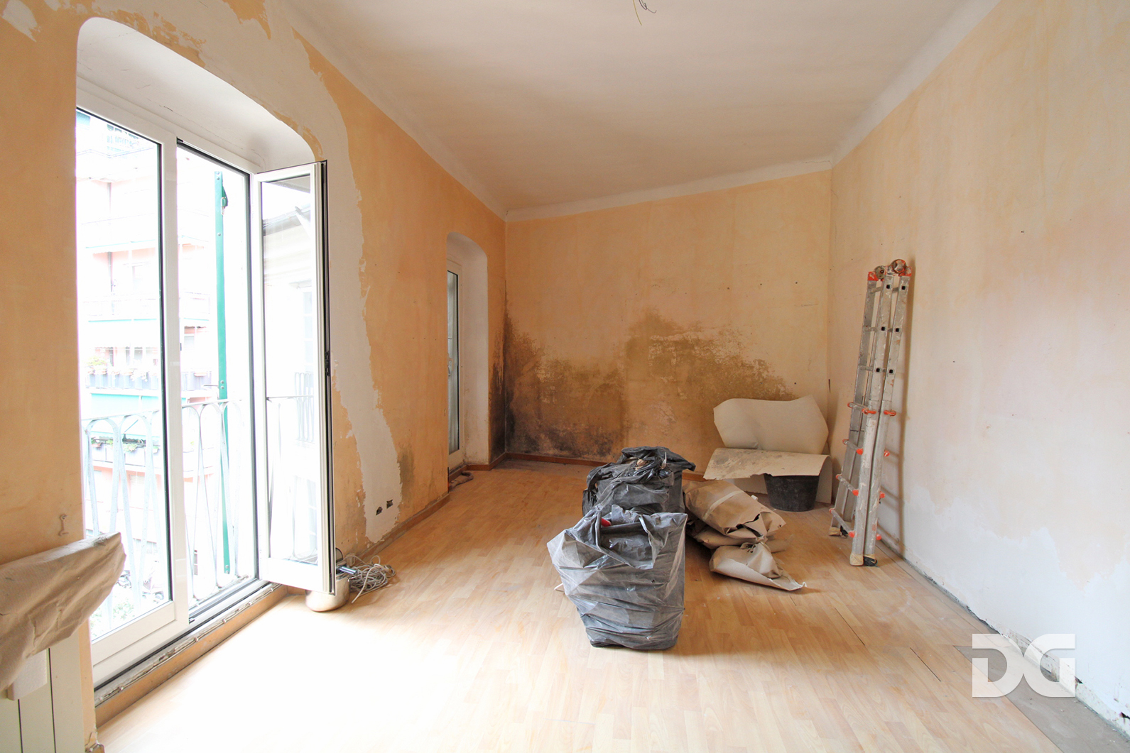 Immobiliare Del Guasta CORSO CARBONARA ADIACENZE – PANORAMICI MQ. 155 