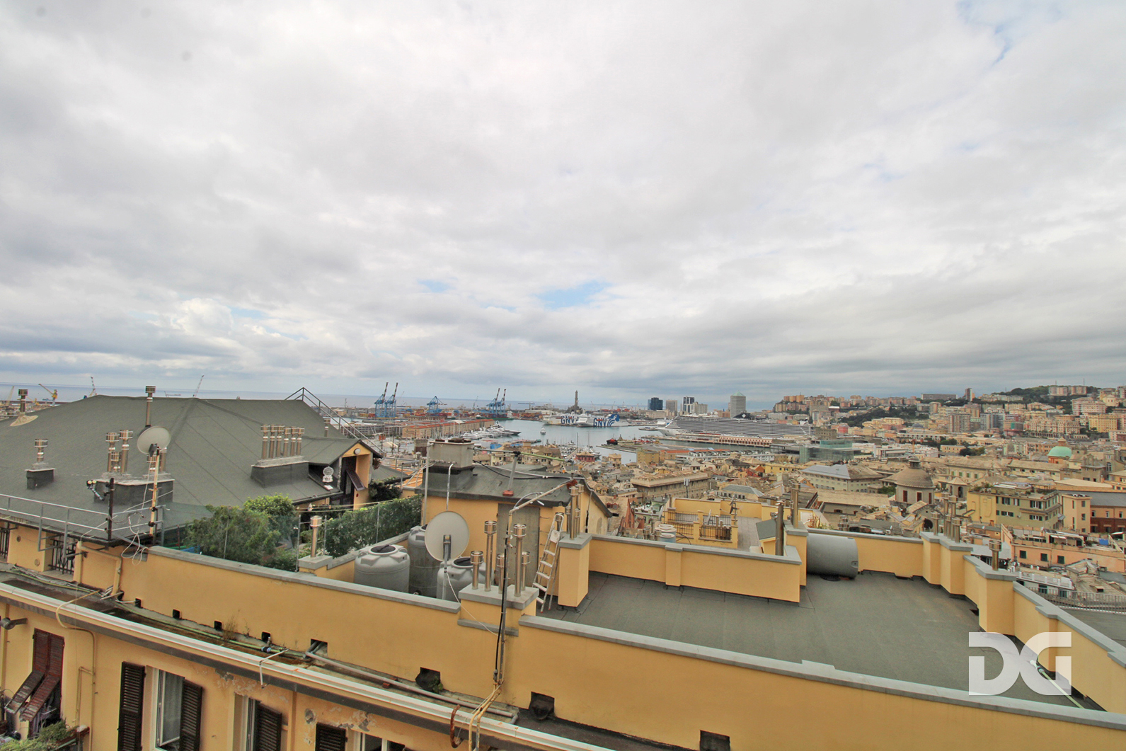Immobiliare Del Guasta CORSO CARBONARA ADIACENZE – PANORAMICI MQ. 155 