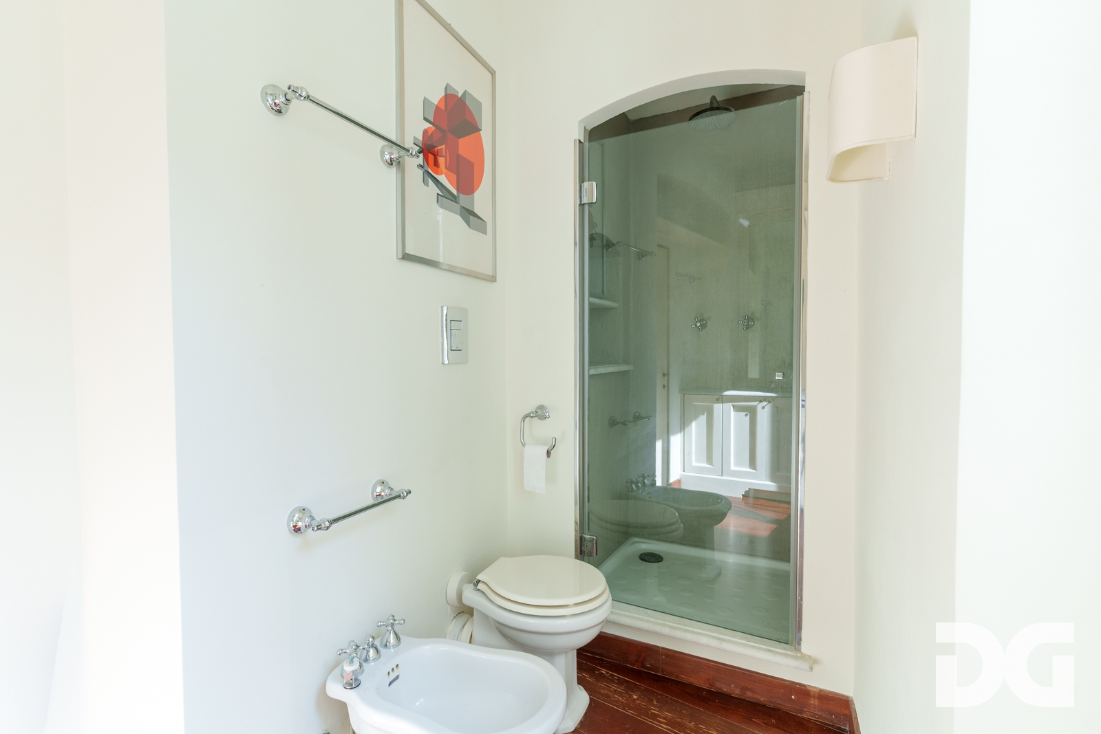 Immobiliare Del Guasta CENTROSTORICO – PIAZZA DEL FERRO RISTRUTTURATI MQ. 123 CON TERRAZZO 