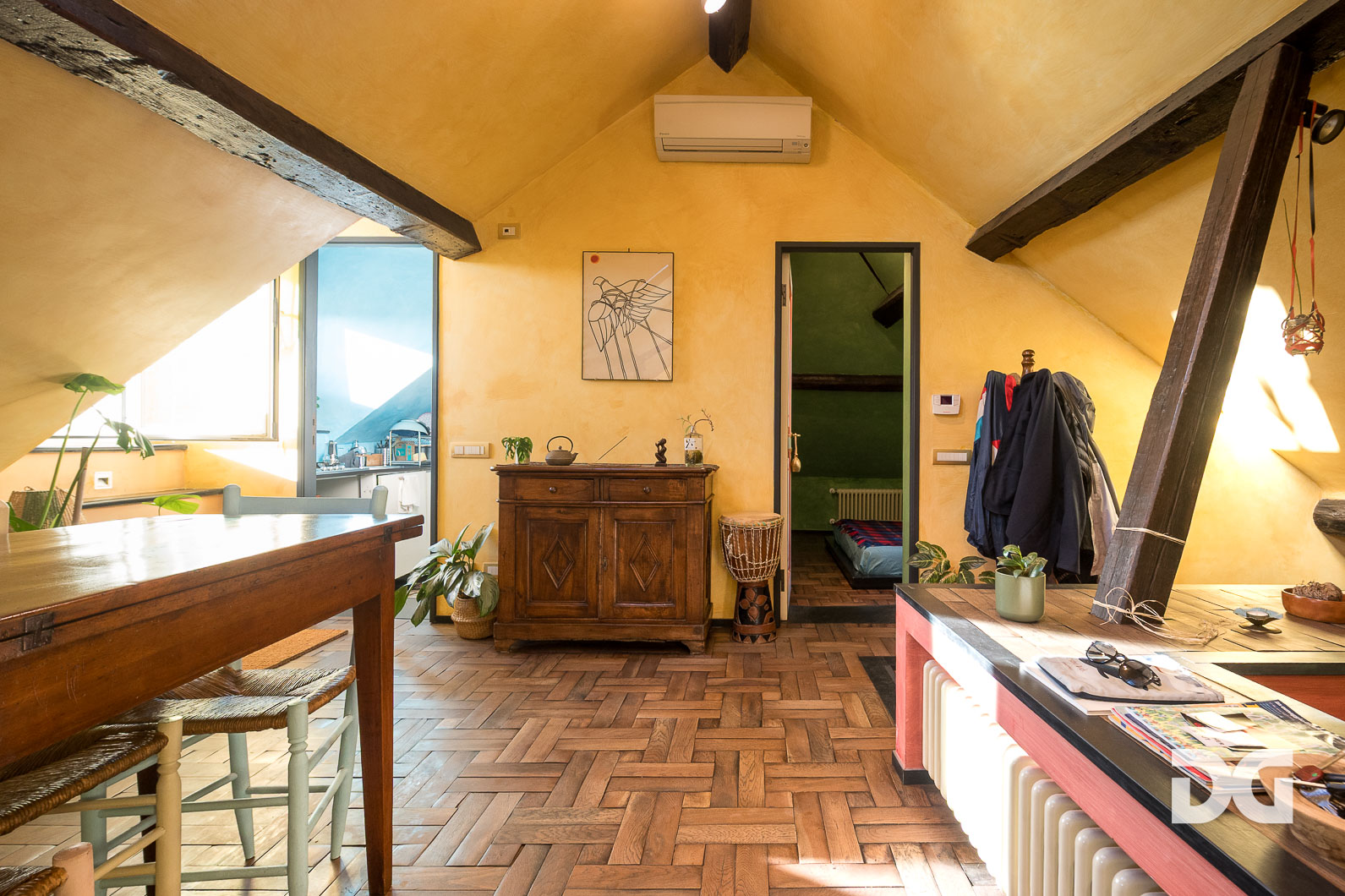 Immobiliare Del Guasta CENTRO CARMINE – PIAZZA DELLA GIUGGIOLA PANORAMICISSIMI CON TERRAZZO 