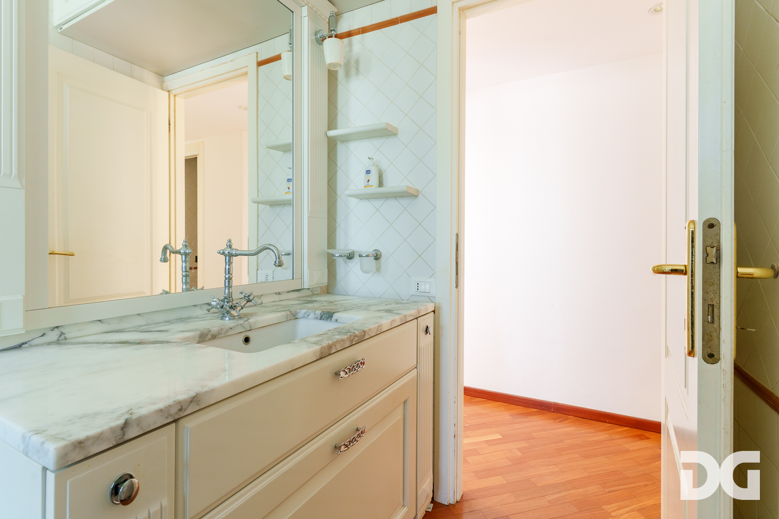 Immobiliare Del Guasta OREGINA – LARGO SAN FRANCESCO DA PAOLA PANORAMICISSIMI MQ. 111 