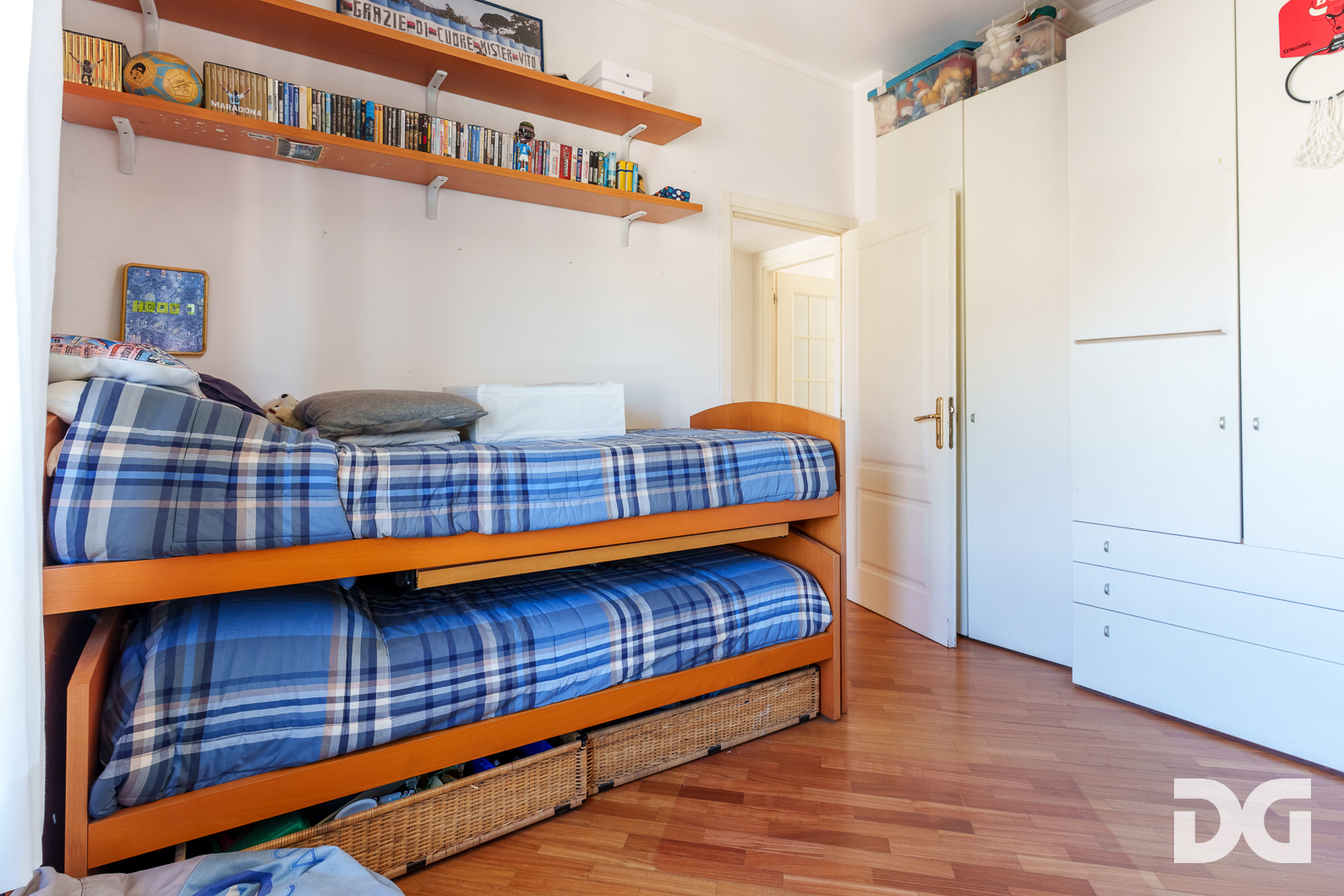 Immobiliare Del Guasta OREGINA – LARGO SAN FRANCESCO DA PAOLA PANORAMICISSIMI MQ. 111 