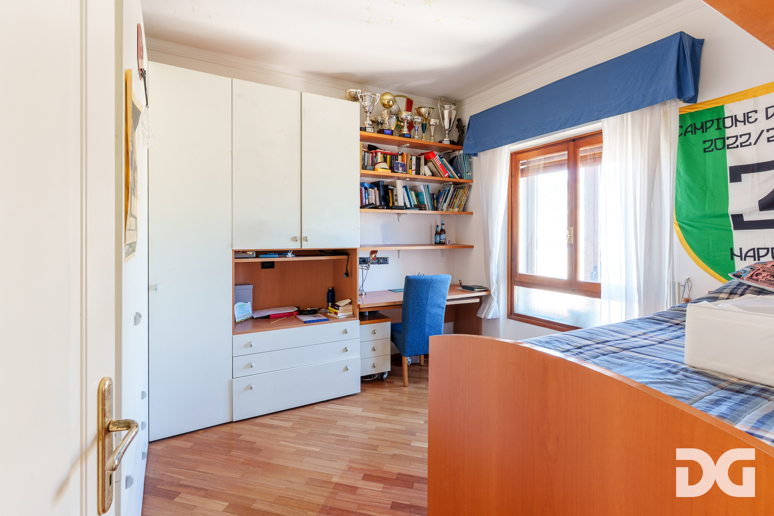 Immobiliare Del Guasta OREGINA – LARGO SAN FRANCESCO DA PAOLA PANORAMICISSIMI MQ. 111 