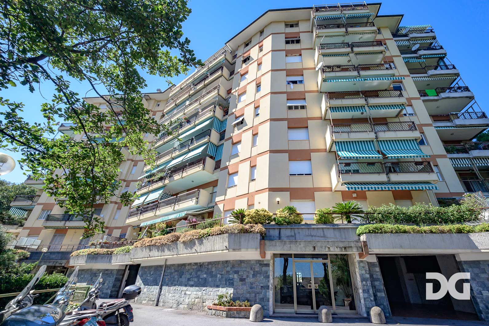 Immobiliare Del Guasta PEGLI ALTA – SALGARI – RISTRUTTURATI MQ. 125 