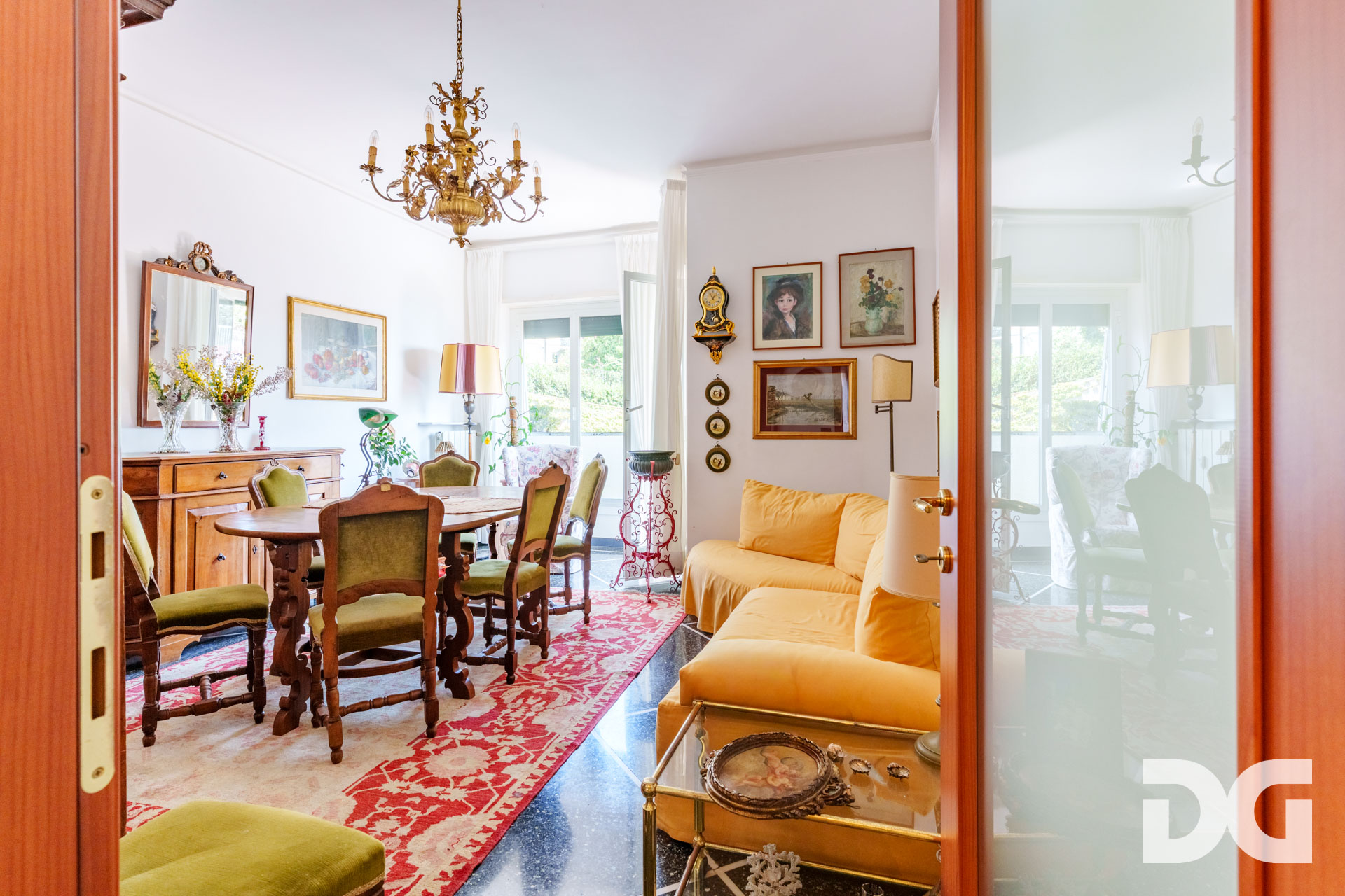Immobiliare Del Guasta CASTELLETTO – VIA DELPINO MQ. 110 CON BALCONE, VISTA PANORAMICA E BOX 