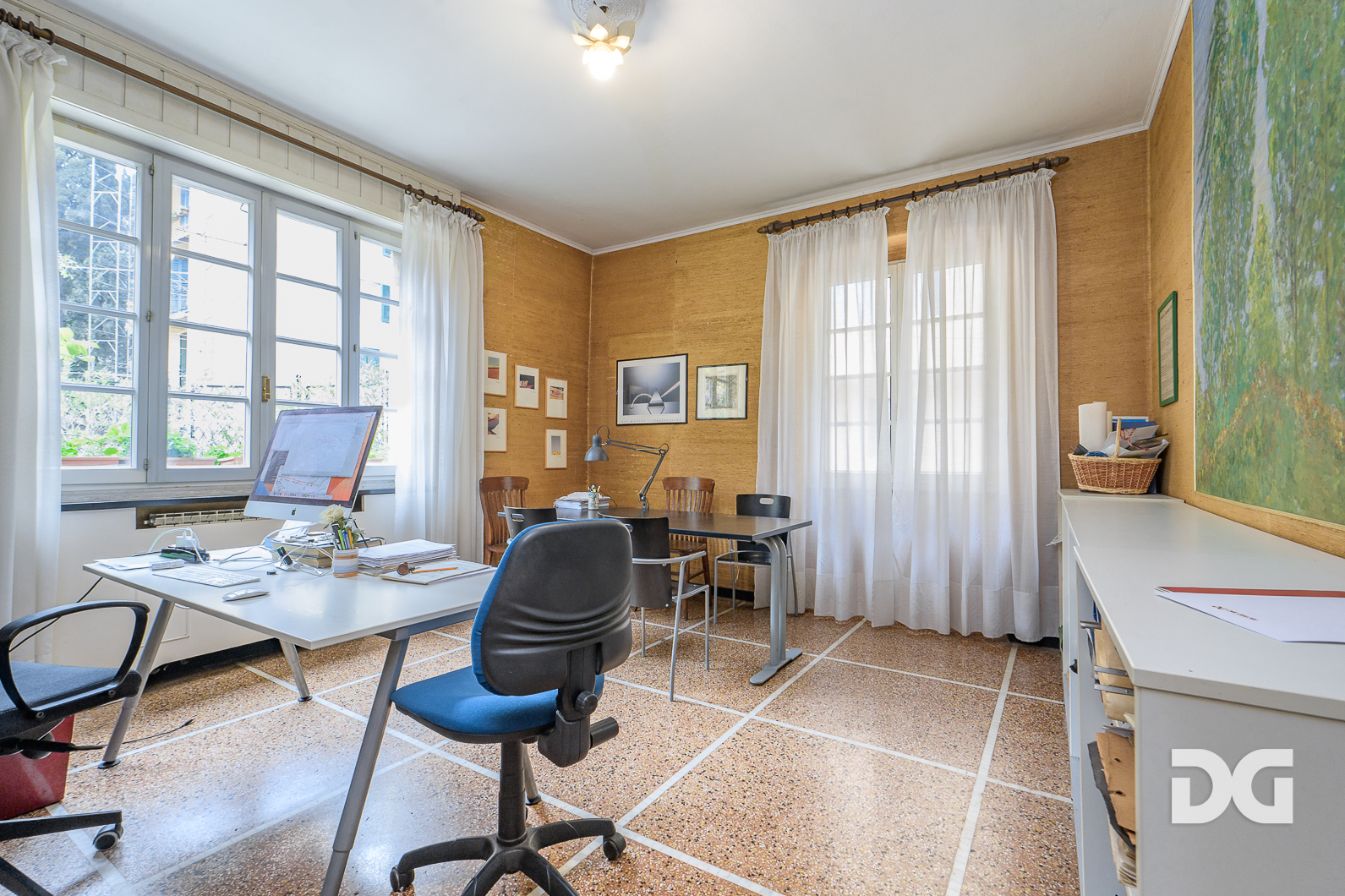 Immobiliare Del Guasta ASSAROTTI (CURTATONE) DIVISIBILI MQ. 255 TERRAZZO AL PIANO (CAT. A/2) 