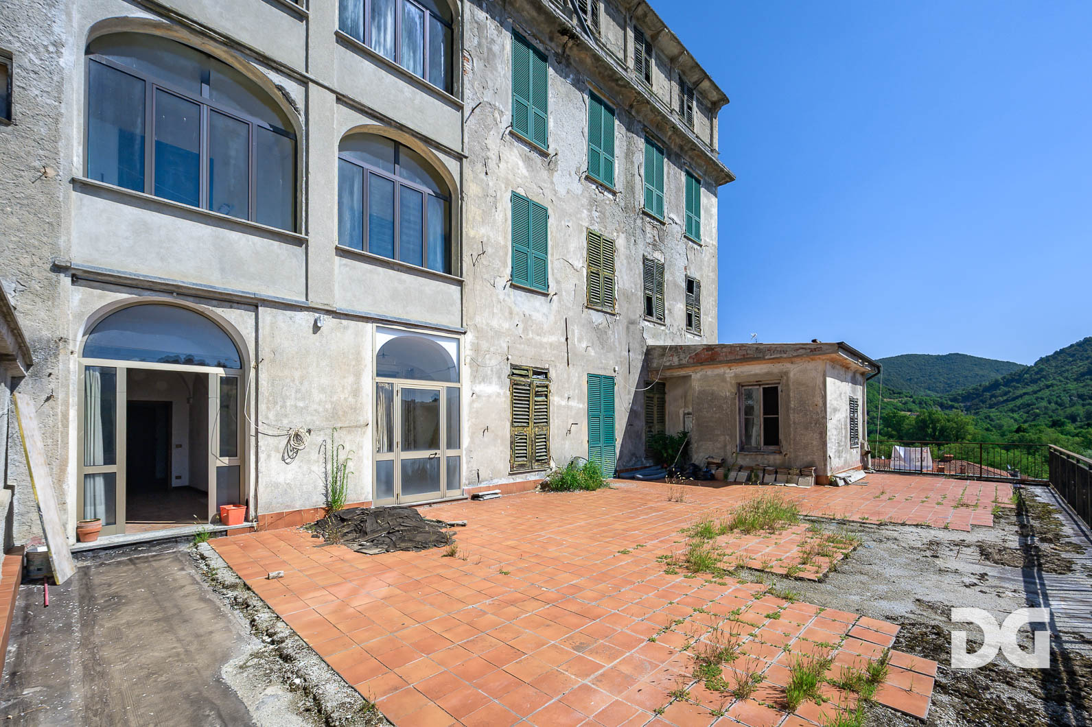 Immobiliare Del Guasta VOLTAGGIO – PALAZZO STORICO CON TERRAZZO PANORAMICO 
