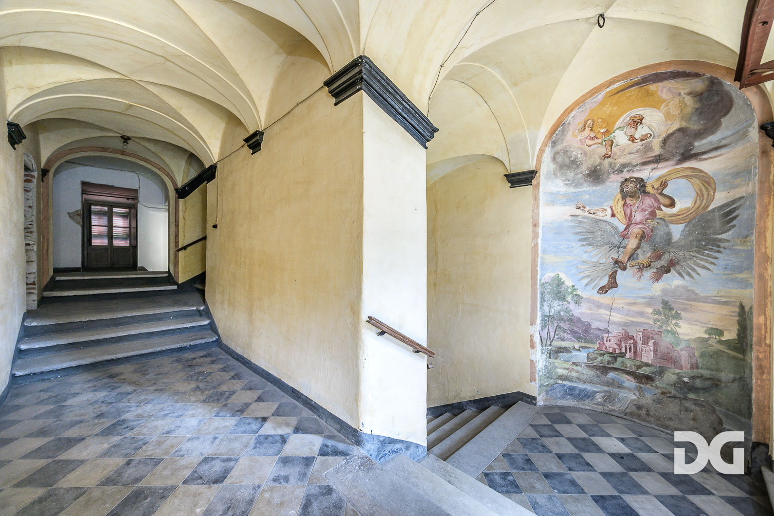 Immobiliare Del Guasta VOLTAGGIO – PALAZZO STORICO CON TERRAZZO PANORAMICO 