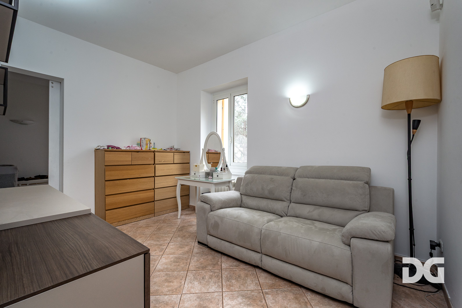 Immobiliare Del Guasta VIA STRUPPA – CASA INDIPENDENTE MQ. 224 CON GIARDINO CARRABILE E BOX