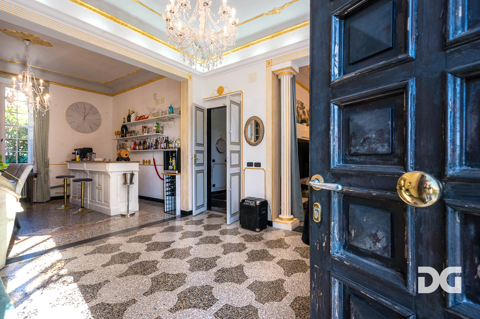 Immobiliare Del Guasta VILLA UNIFAMILIARE CON PISCINA 