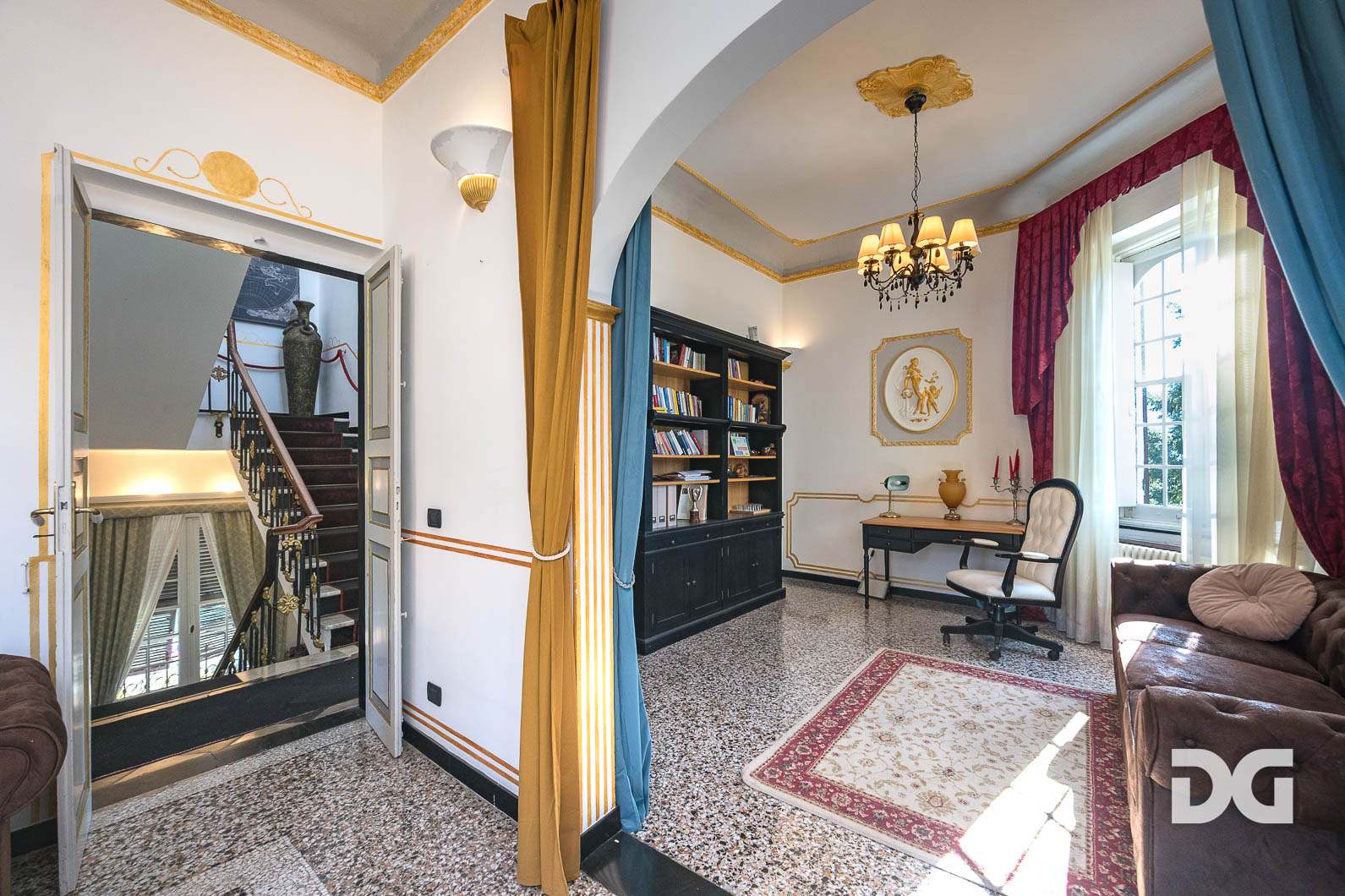 Immobiliare Del Guasta VILLA UNIFAMILIARE CON PISCINA 