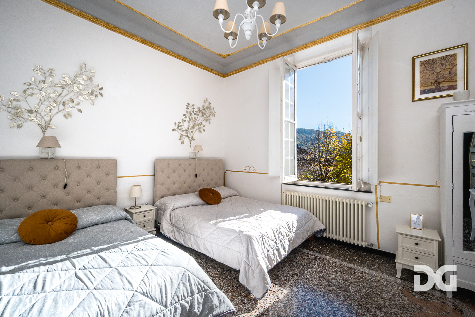 Immobiliare Del Guasta VILLA UNIFAMILIARE CON PISCINA 