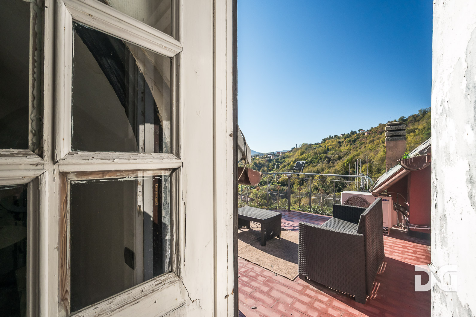 Immobiliare Del Guasta VILLA UNIFAMILIARE CON PISCINA 