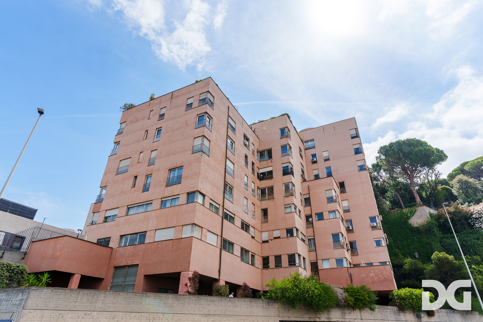 Immobiliare Del Guasta CARIGNANO – CORSO AURELIO SAFFI RISTRUTTURATI MQ.70 VISTA MARE 