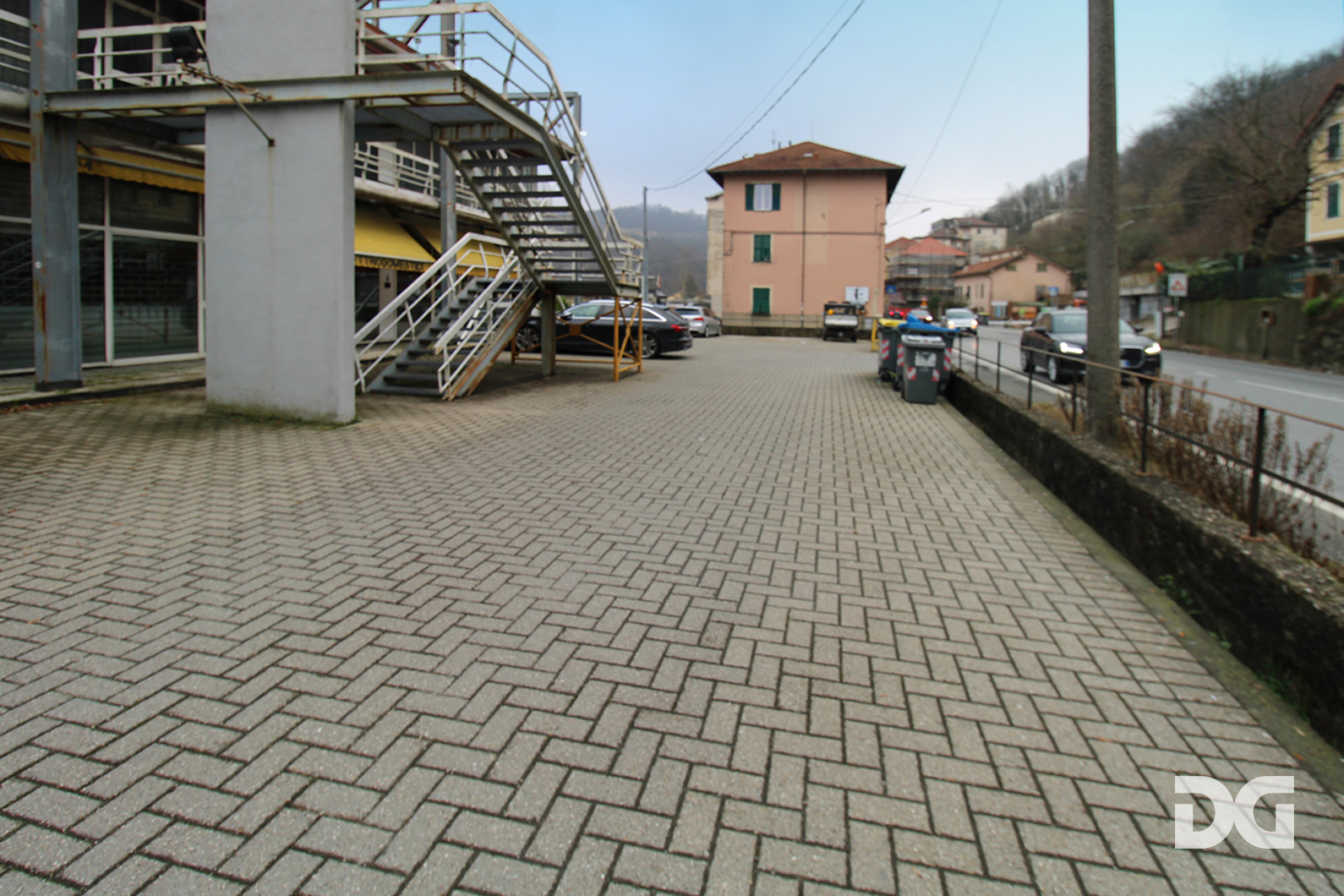 Immobiliare Del Guasta SAVIGNONE – VIA ISORELLE MQ. 482 LOCALE COMMERCIALE