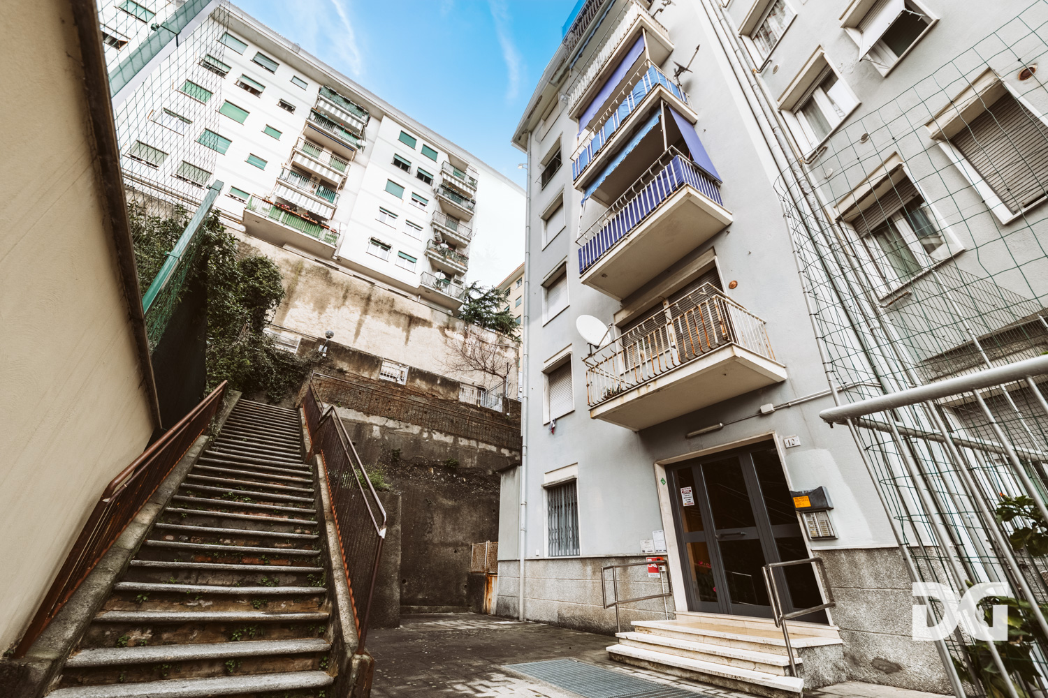 Immobiliare Del Guasta BORGORATTI VIA SAPETO – LUMINOSI MQ. 136 