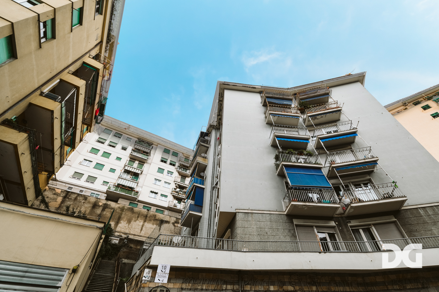 Immobiliare Del Guasta BORGORATTI VIA SAPETO – LUMINOSI MQ. 136 