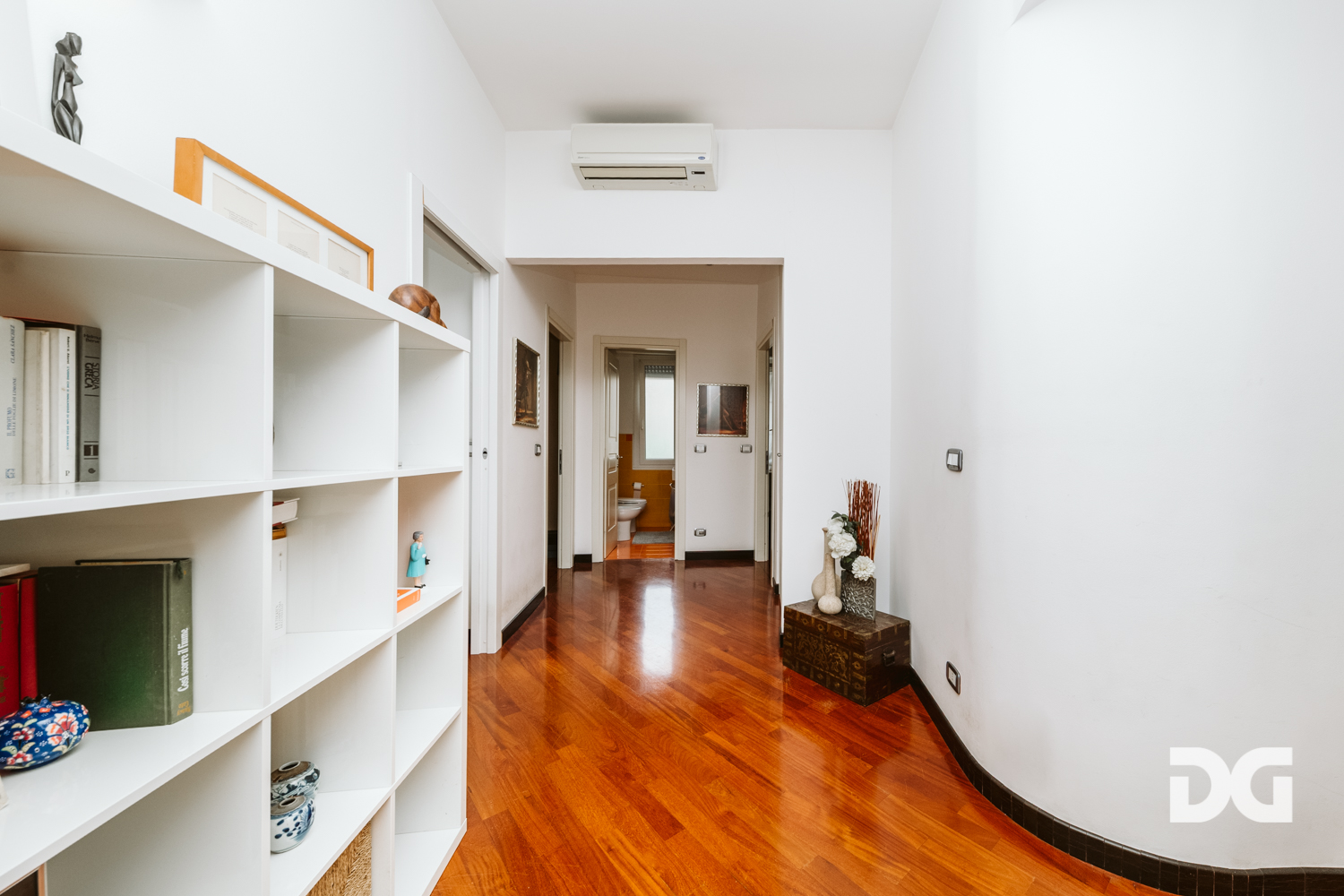 Immobiliare Del Guasta BORGORATTI VIA SAPETO – LUMINOSI MQ. 136 