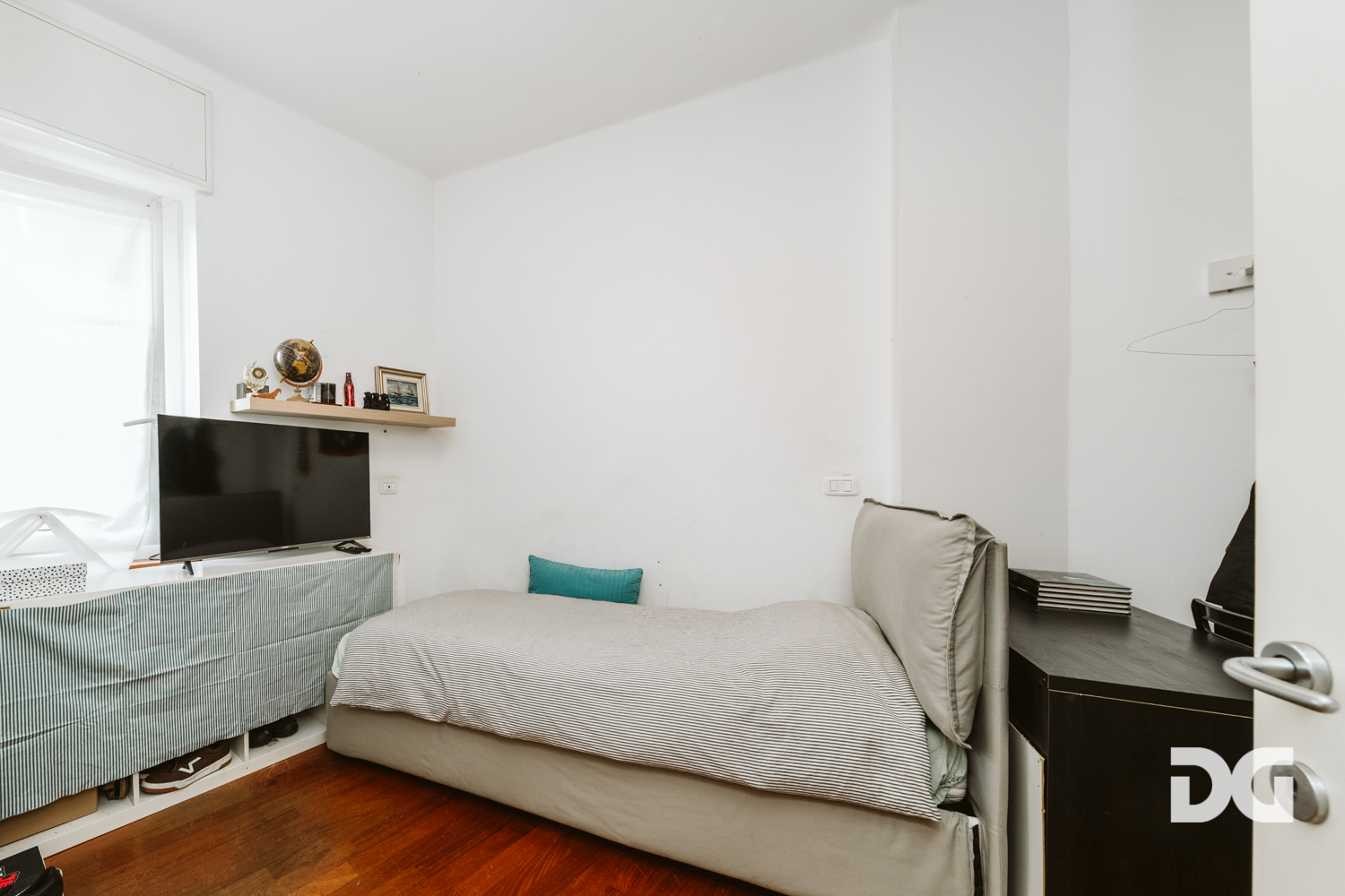 Immobiliare Del Guasta BORGORATTI VIA SAPETO – LUMINOSI MQ. 136 