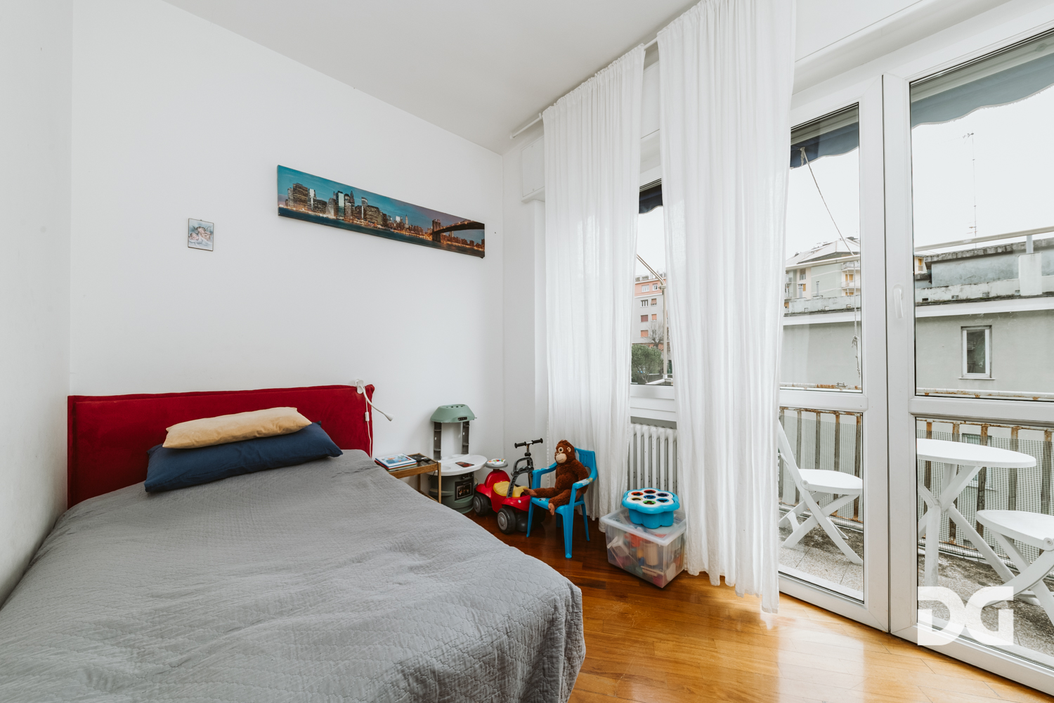 Immobiliare Del Guasta BORGORATTI VIA SAPETO – LUMINOSI MQ. 136 