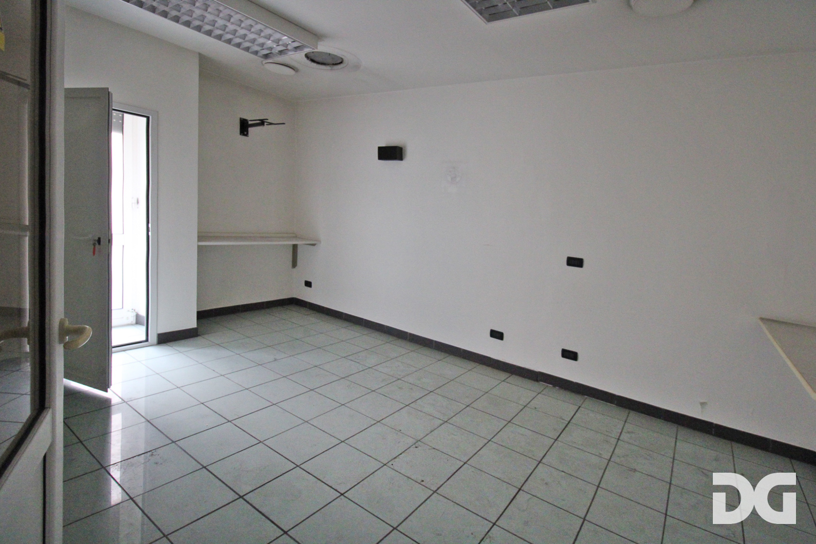 Immobiliare Del Guasta CENTRO – LARGO ARCHIMEDE UFFICIO MQ. 334 